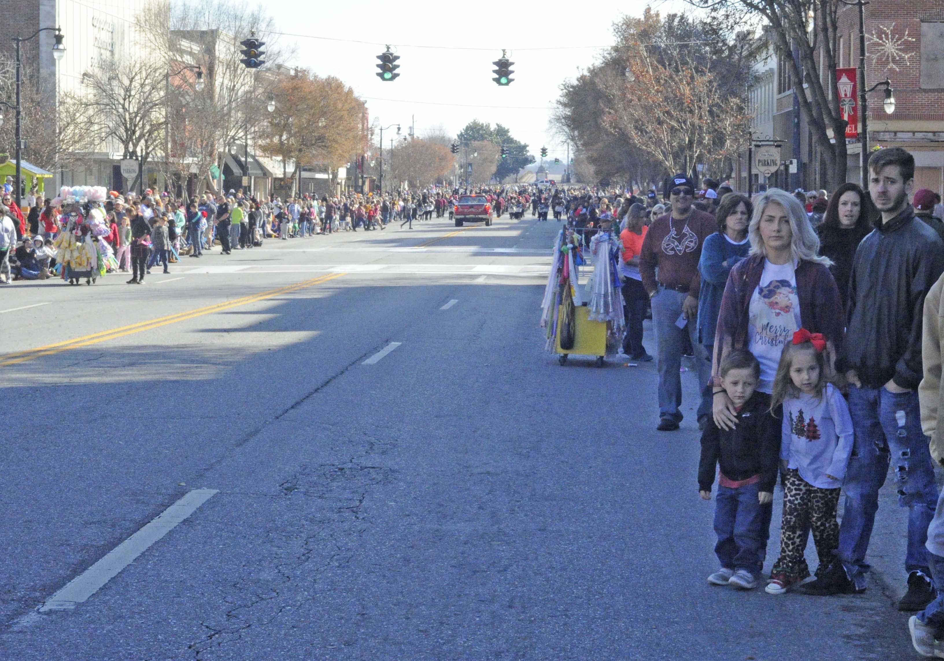 Gadsden Christmas Parade 2022 Tuscaloosa Ave Gadsden Christmas Parade Scrapped Over Virus Concerns