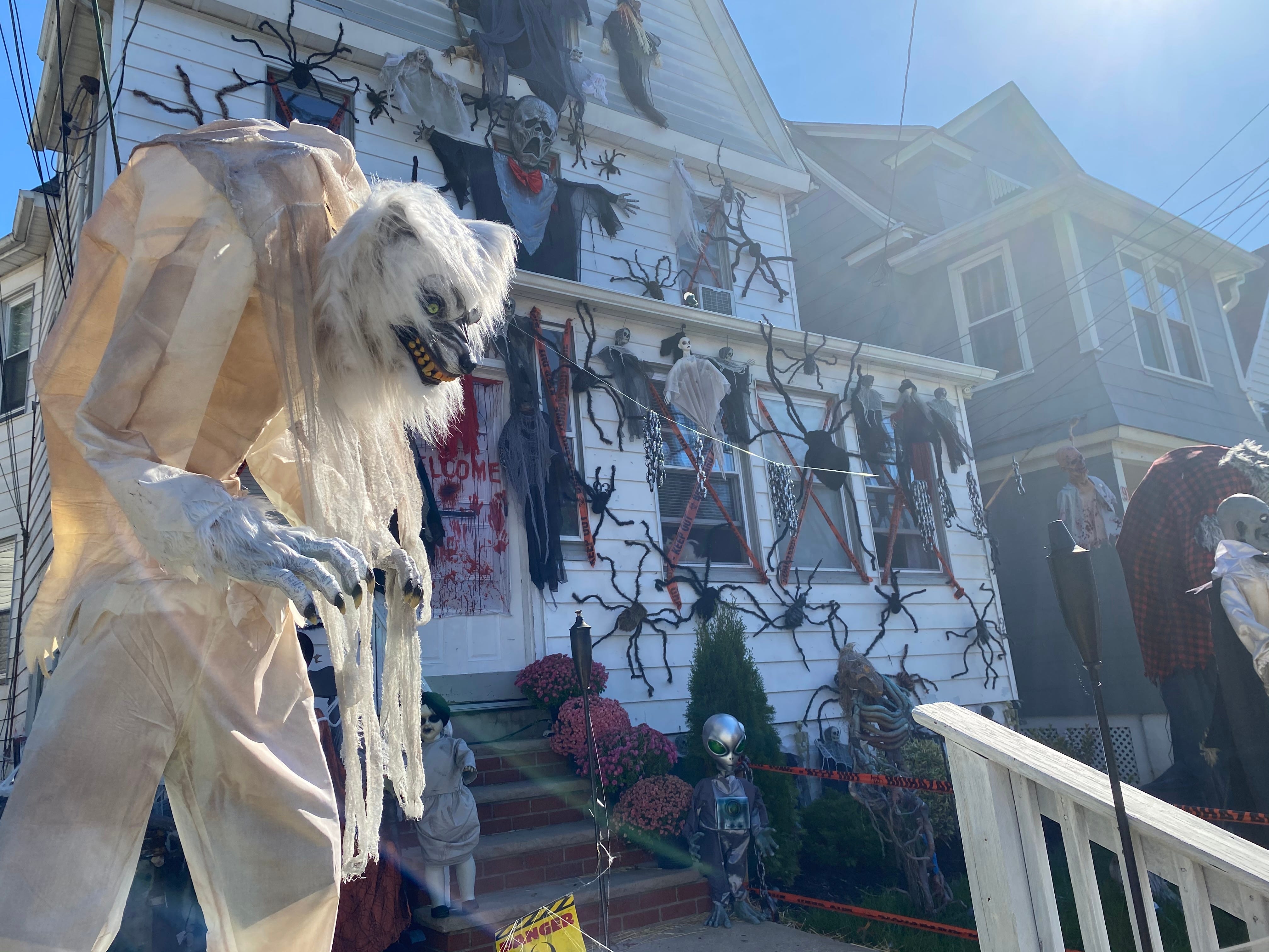 Halloween Decorated Houses In North NJ Worth A Visit   De486a06 87a4 4d6e Ae97 145a202b3084 IMG 0653.JPG