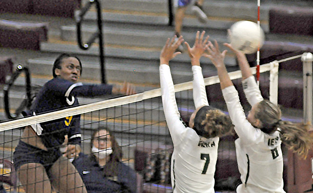 Winter Haven wins district volleyball title in 5set thriller