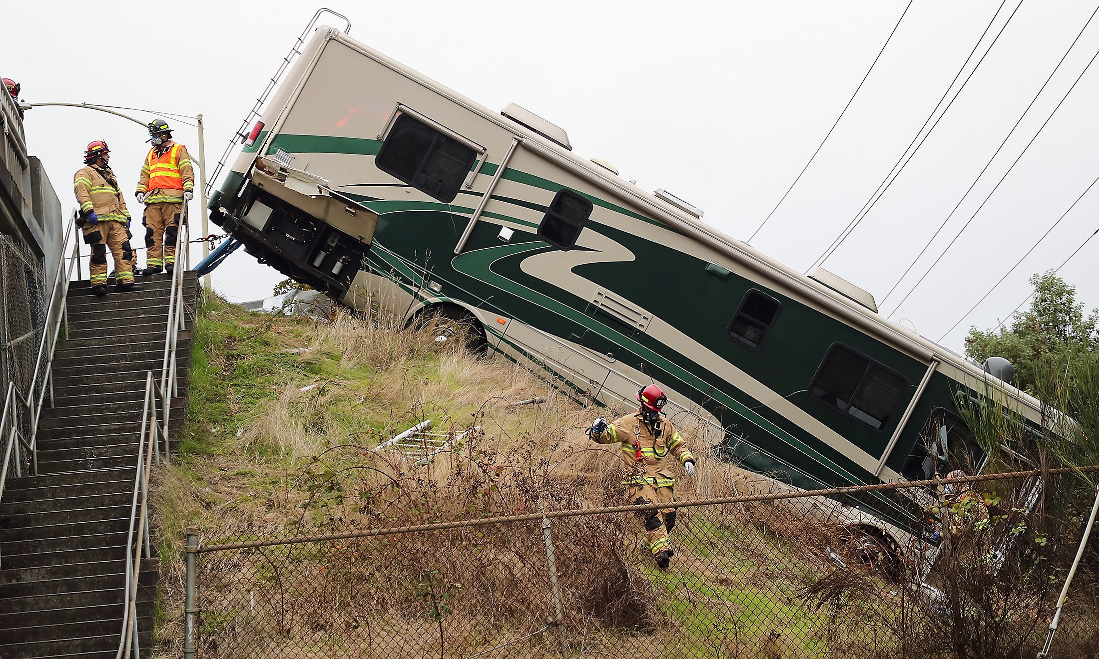 Bremerton Police: RV Crash Near Warren Avenue Bridge Leaves One Dead