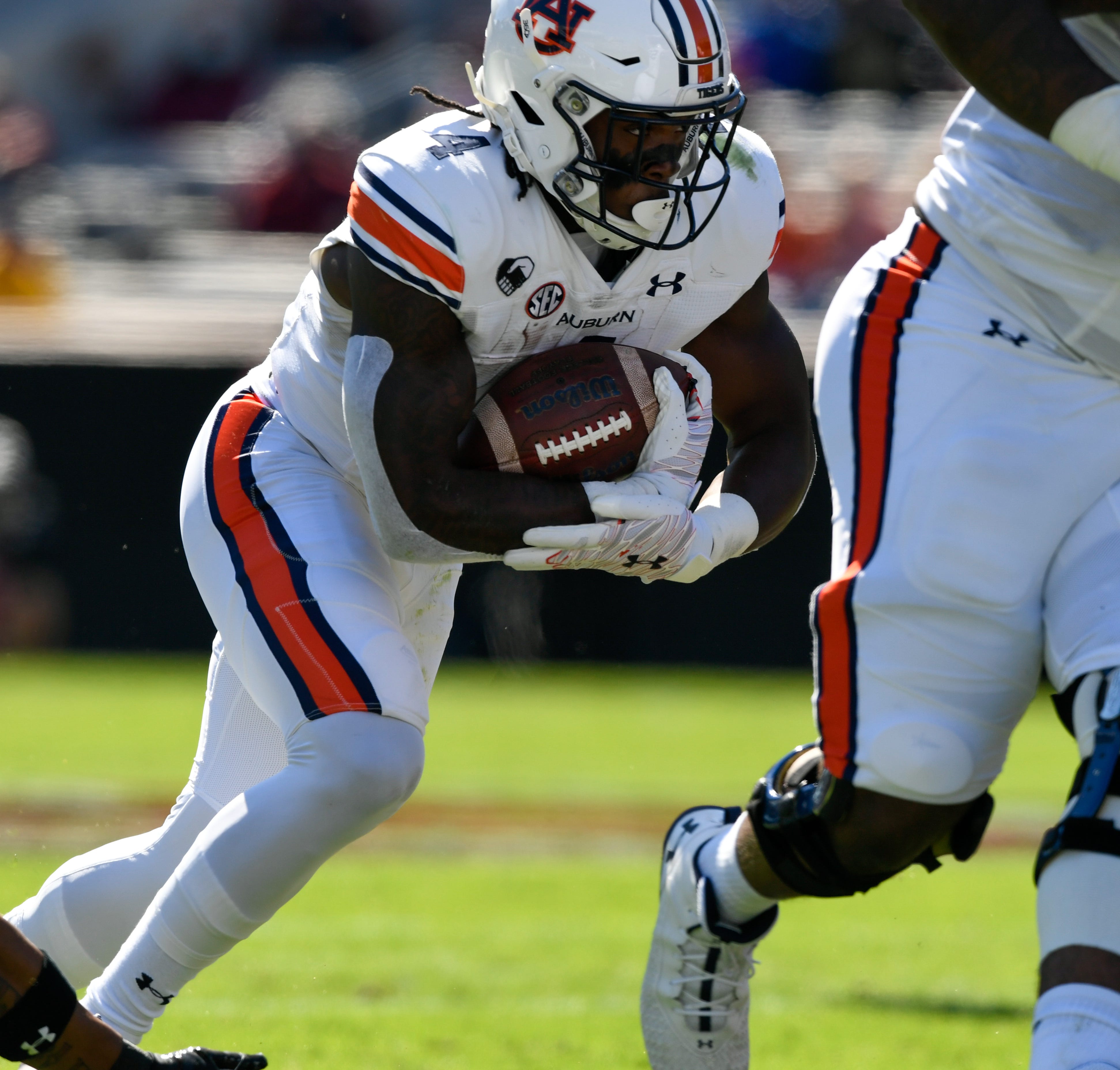 Iron Bowl: Auburn Football Injury Updates On Tank Bigsby, Offensive Tackles