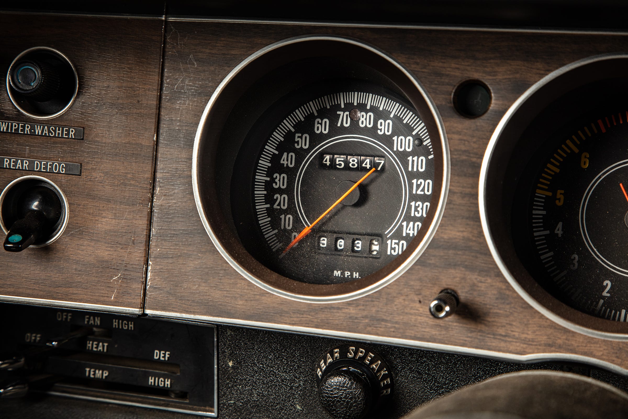 1970 dodge challenger dash