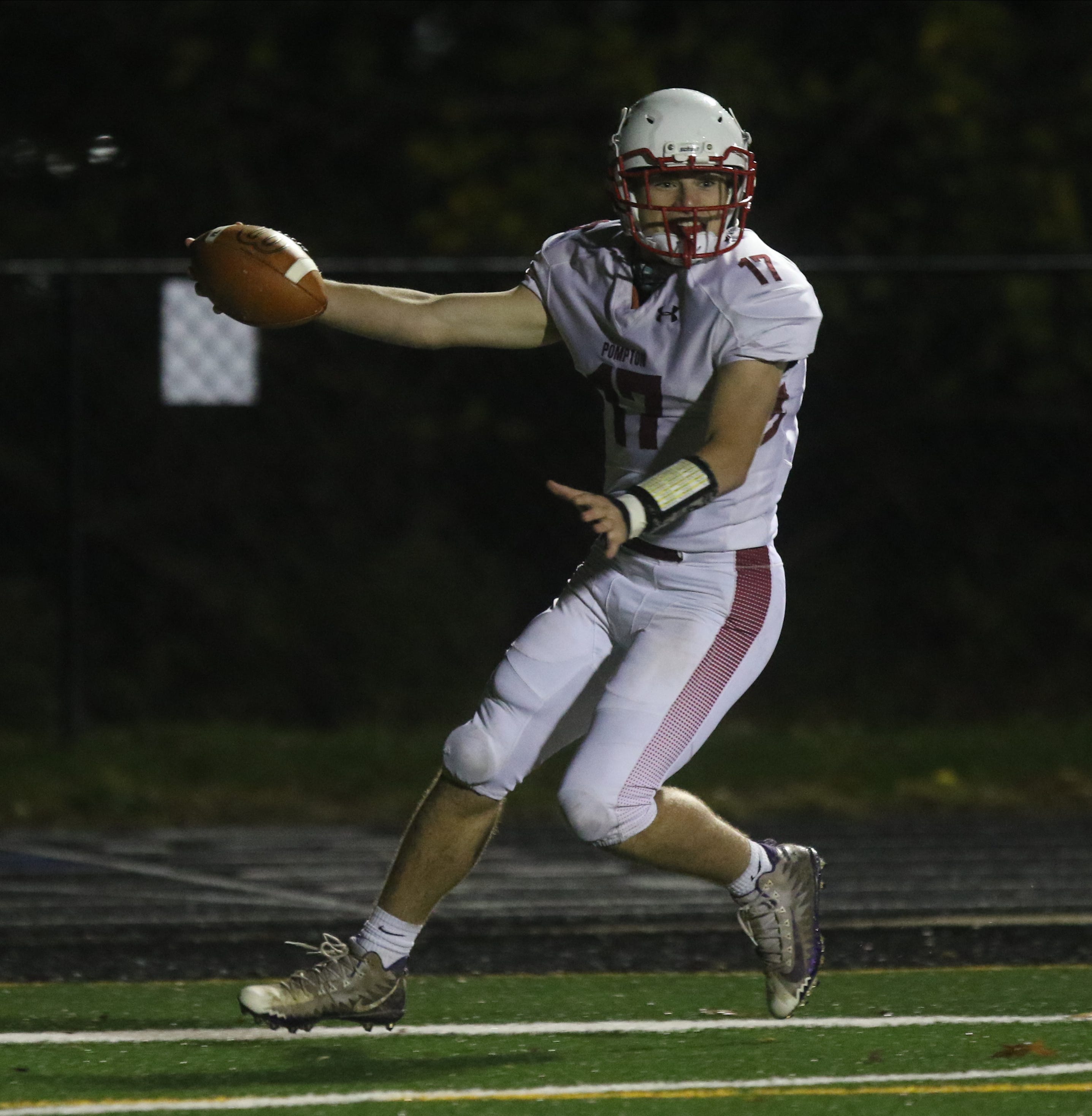 Pompton Lakes NJ football beats New Milford, clinches division title