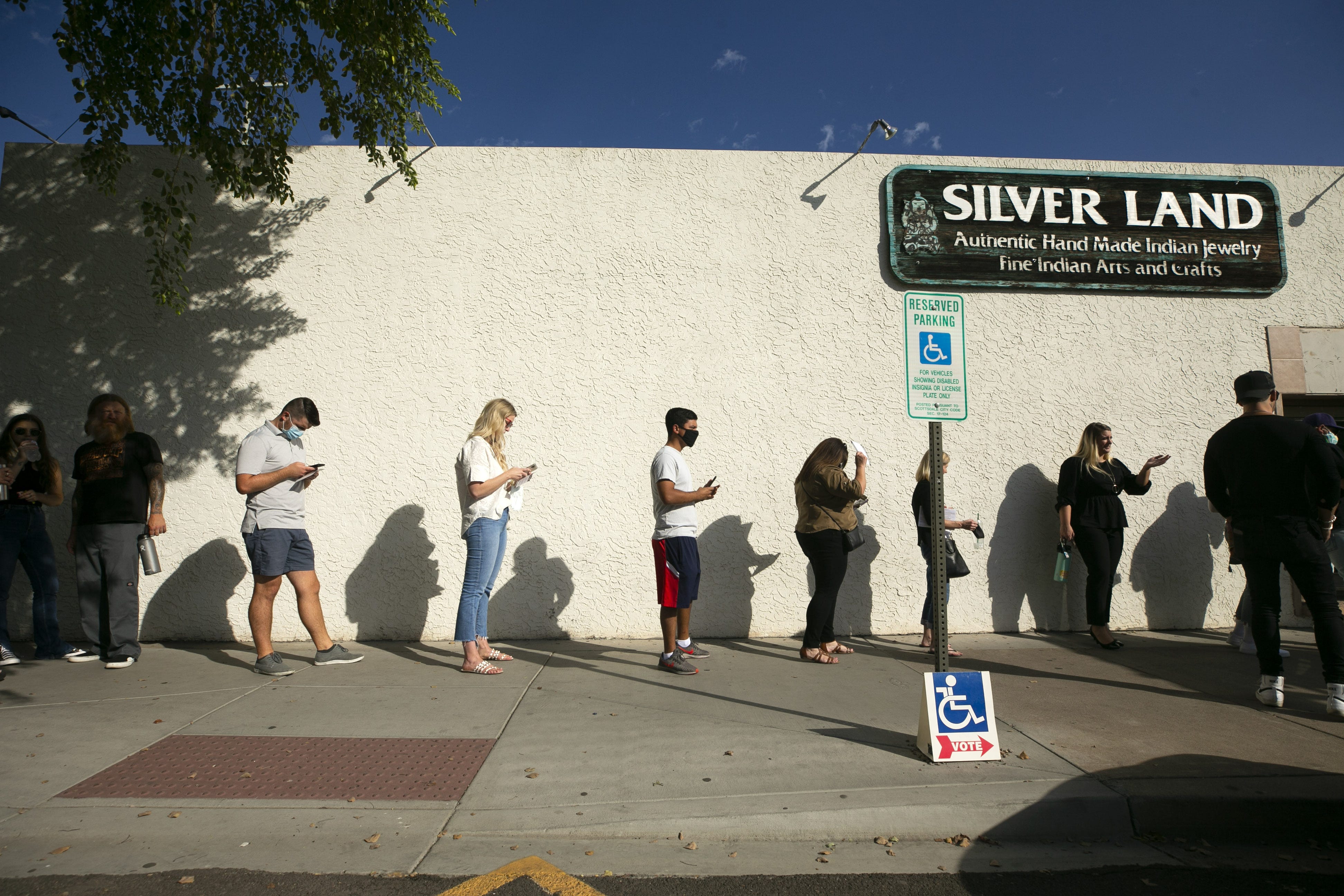 Arizona Proof Of Citizenship Bill For Voters Signed By Gov. Ducey