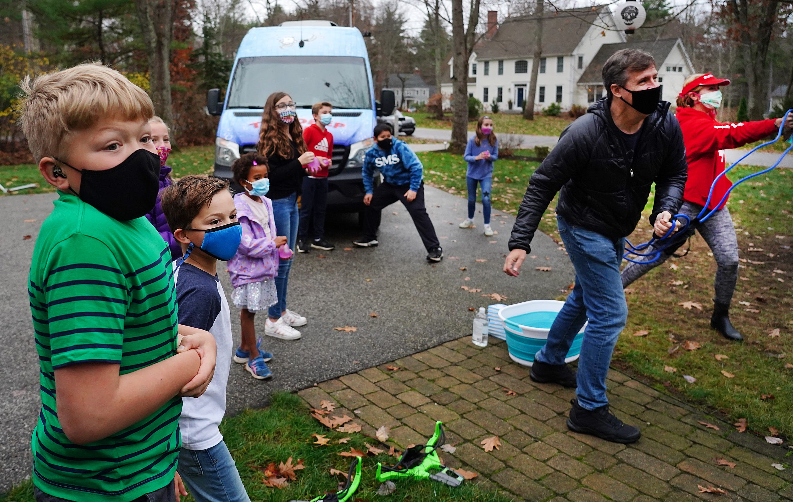 Diary Of A Wimpy Kid Author Surprises Stratham Super Fan