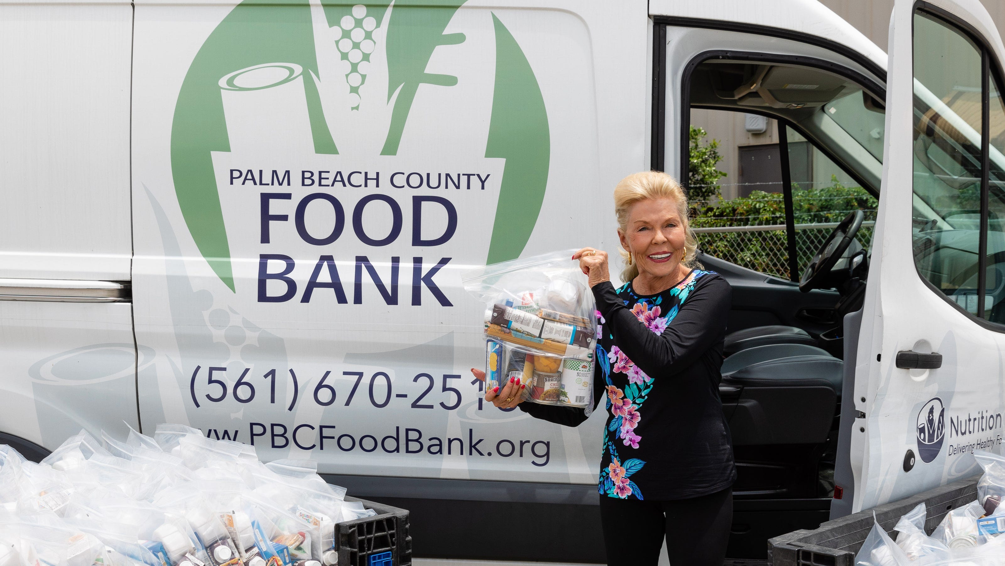 Philanthropist Lois Pope donates more money to local food bank
