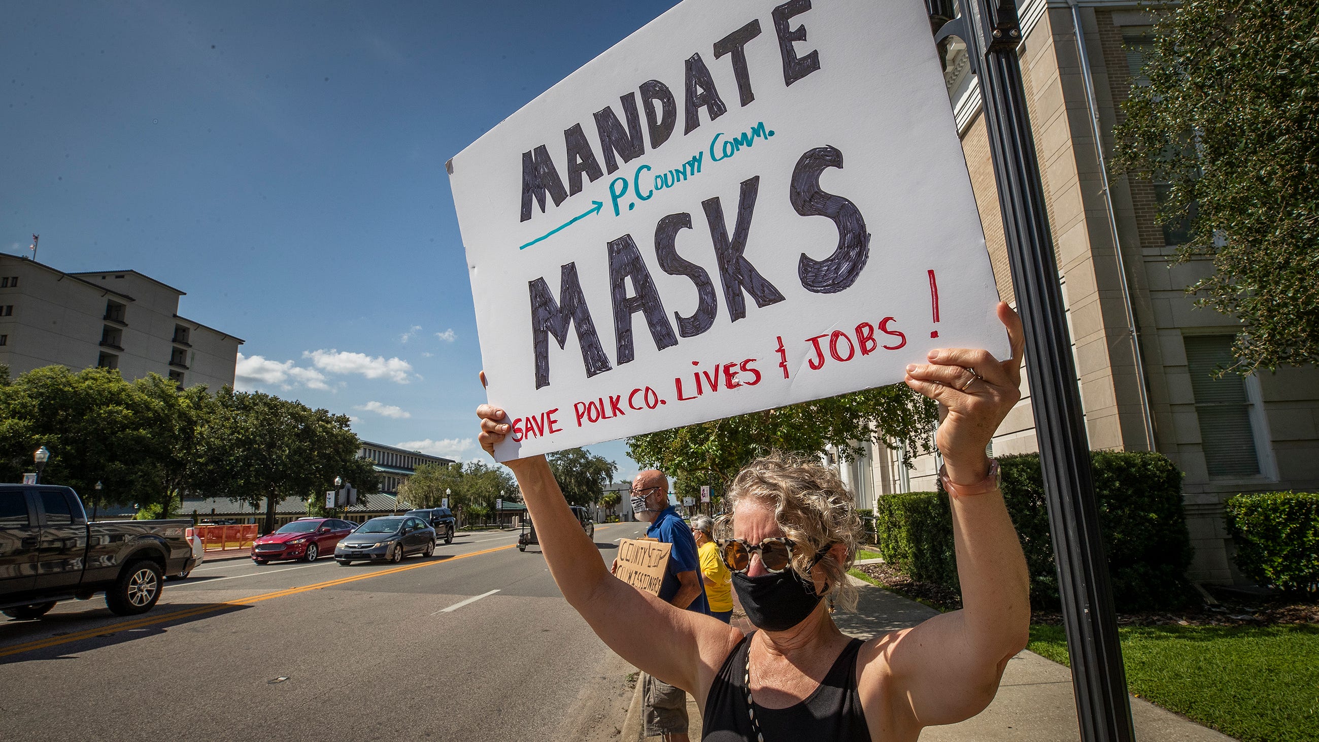 Florida appeals court weighs mask mandate