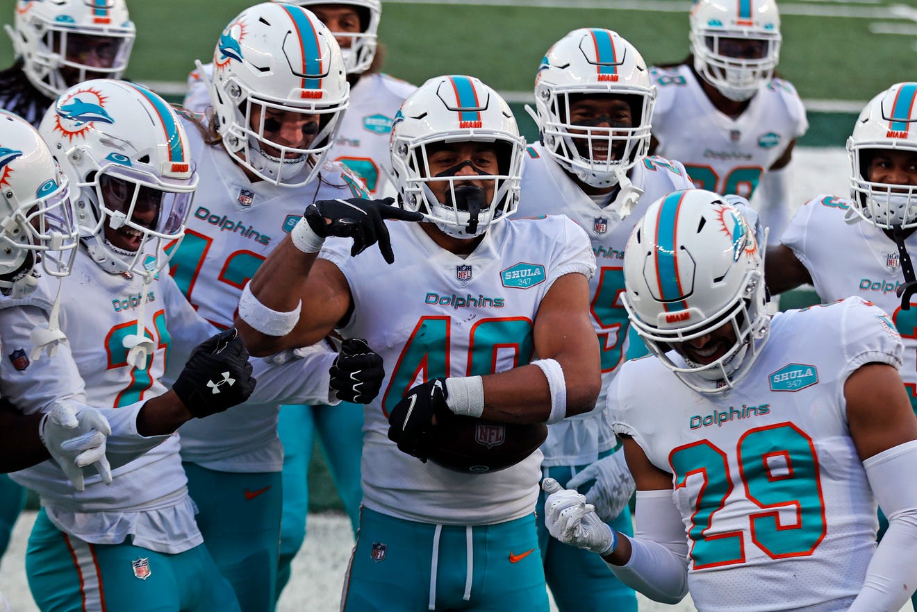 Miami Dolphins Top 5 improved young defensive players