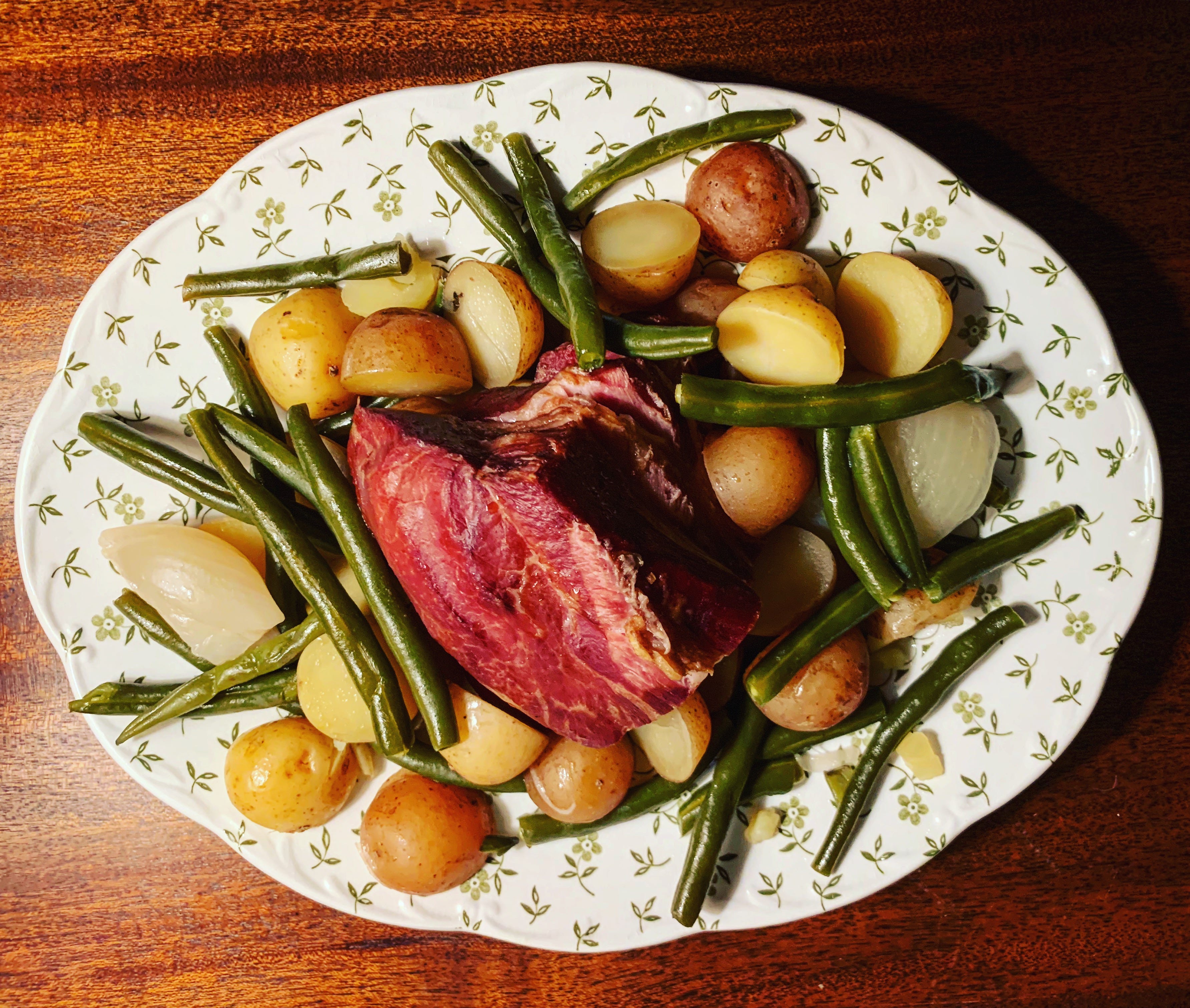 rose cottage ham        
        <figure class=