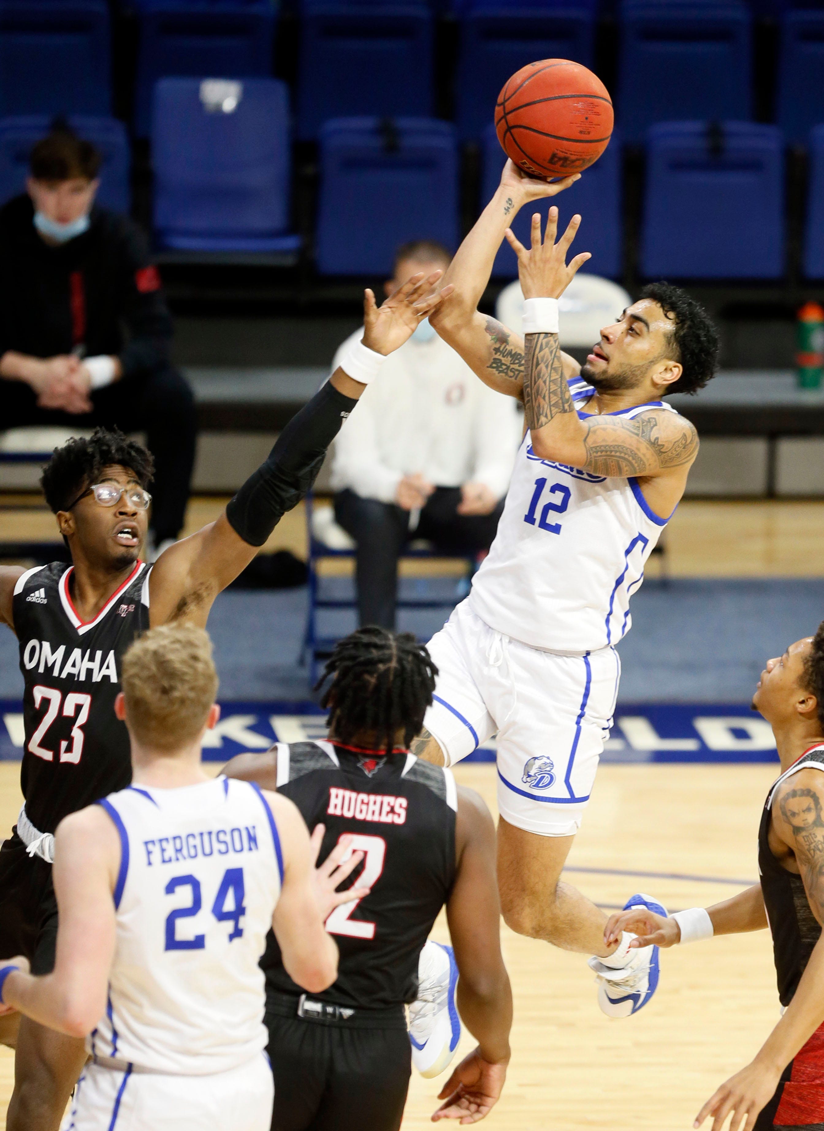 drake men's basketball roster