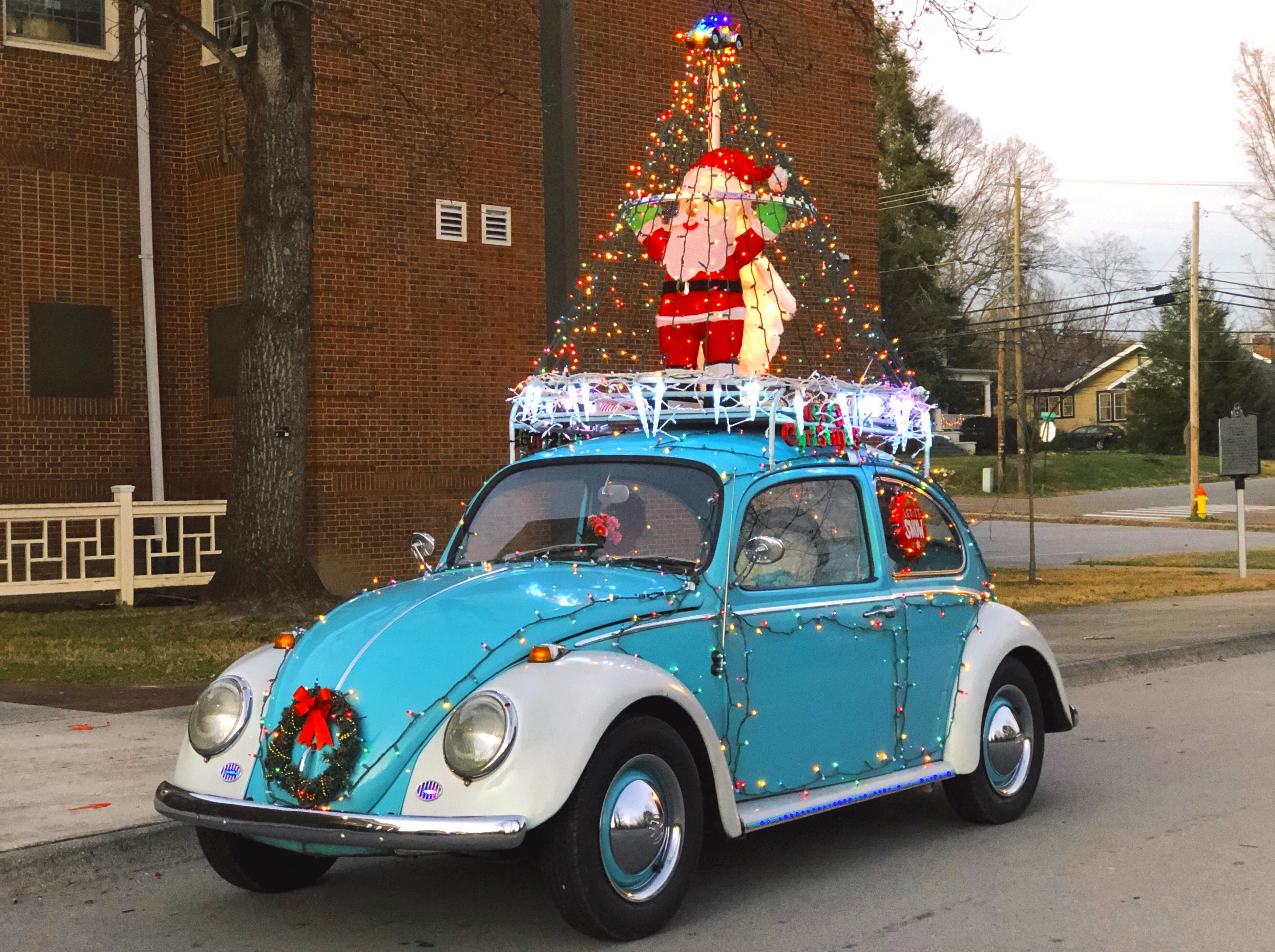 Vintage VW Beetle Spreads Holiday Cheer With Strings Of Lights And ...