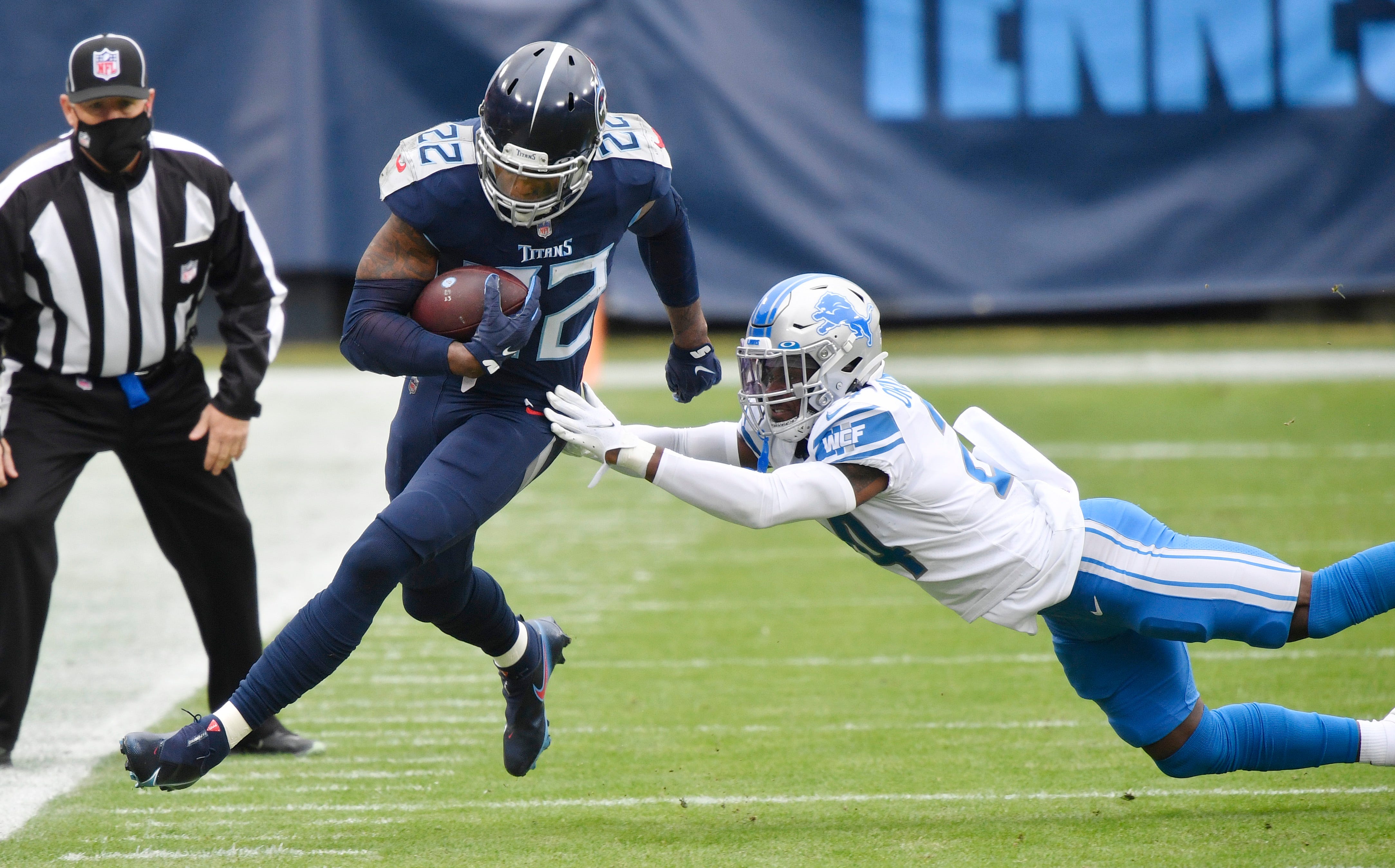 Titans' Derrick Henry Breaks His Single-season Rushing Record Vs Lions