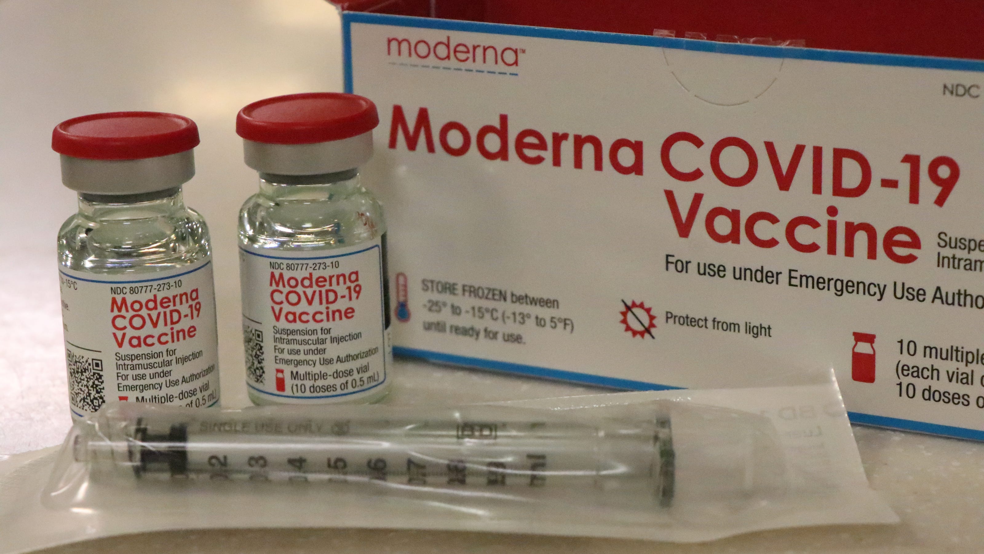 moderna covid vaccine infographic