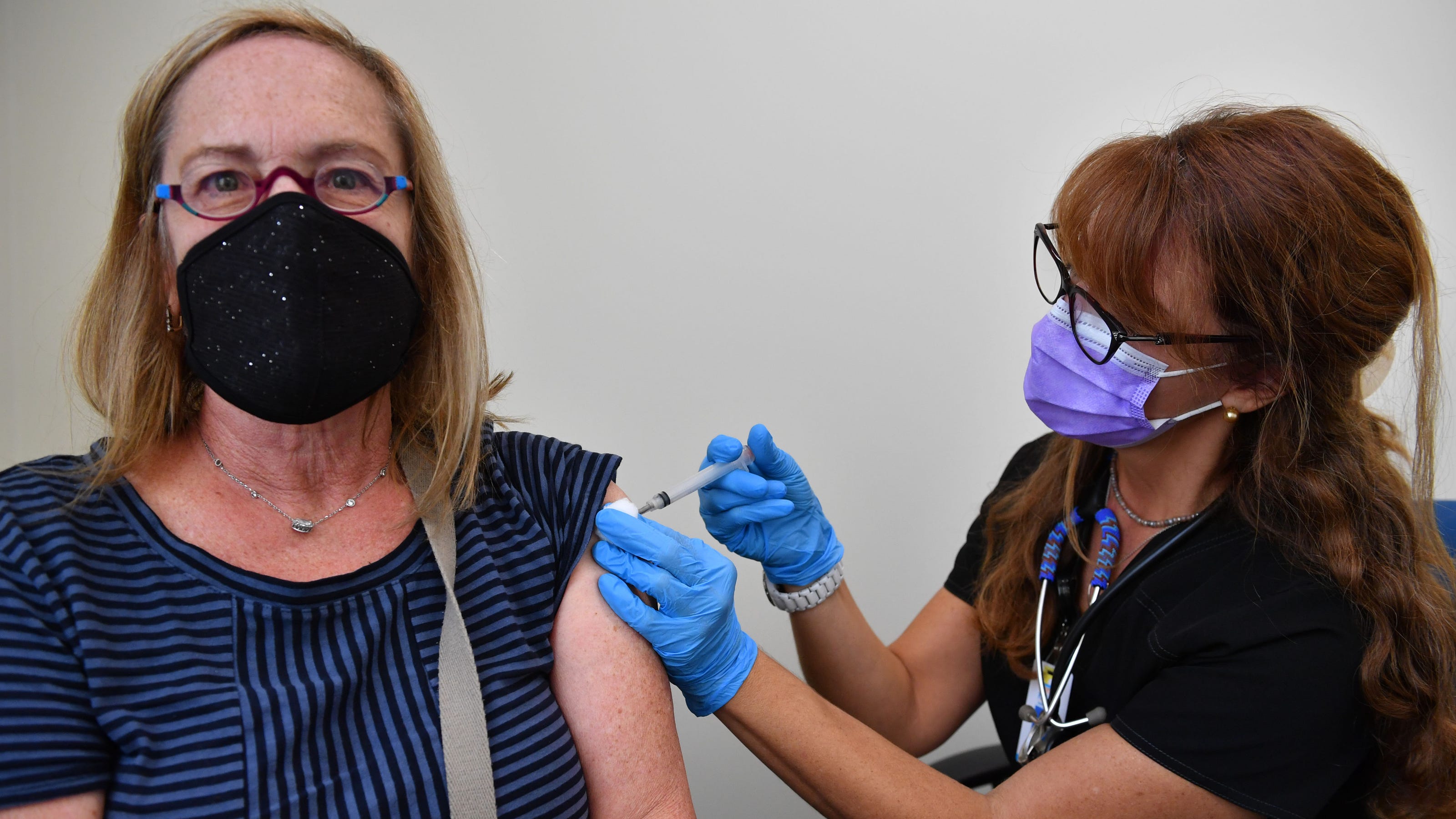 Confusion As Coronavirus Vaccine Rolls Out In Manatee Sarasota