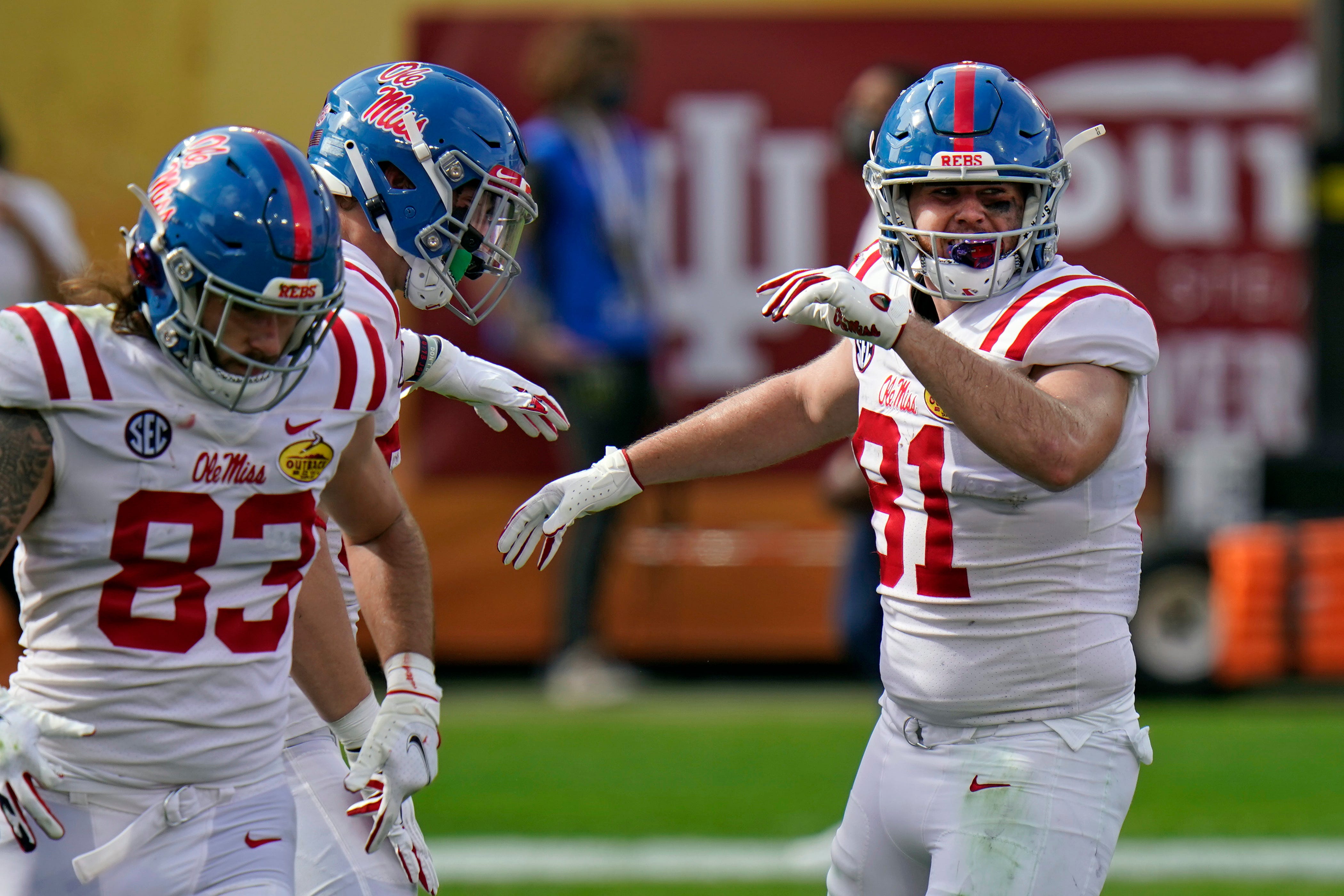 outback bowl 2021 teams