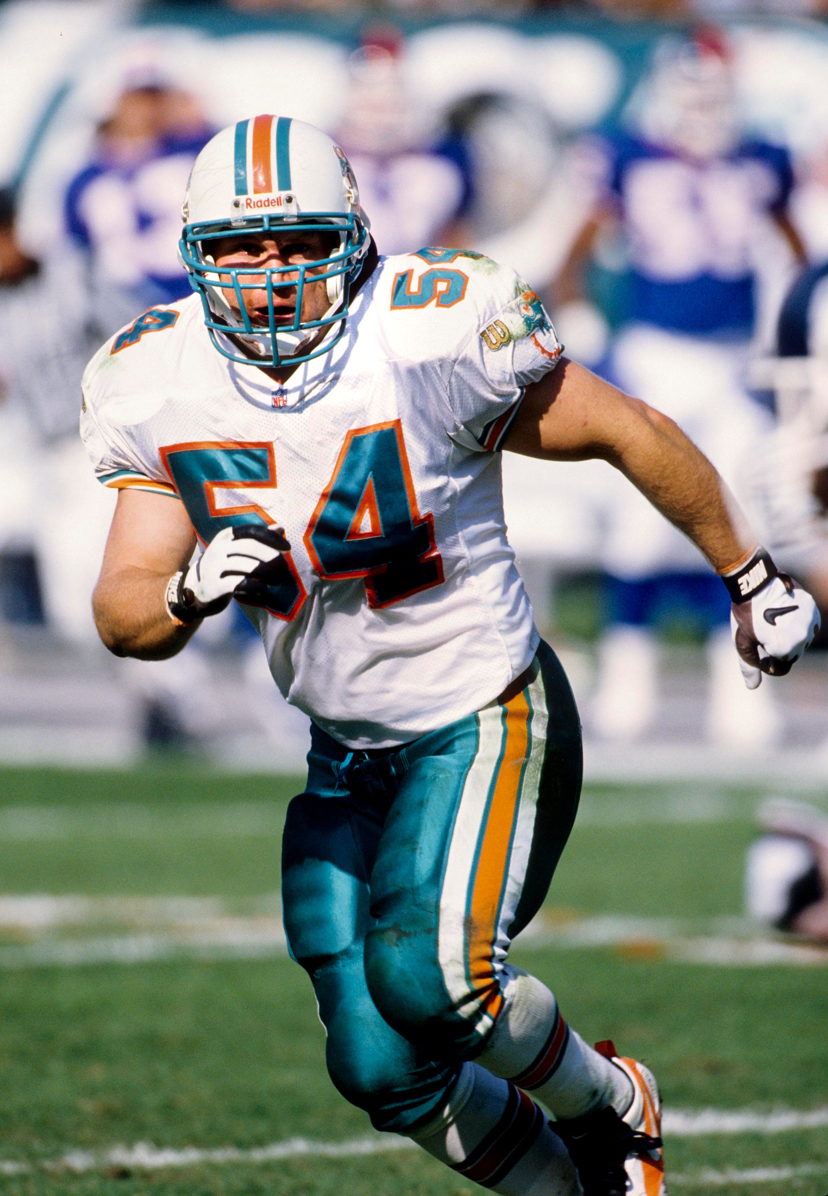 zach thomas dolphins jersey