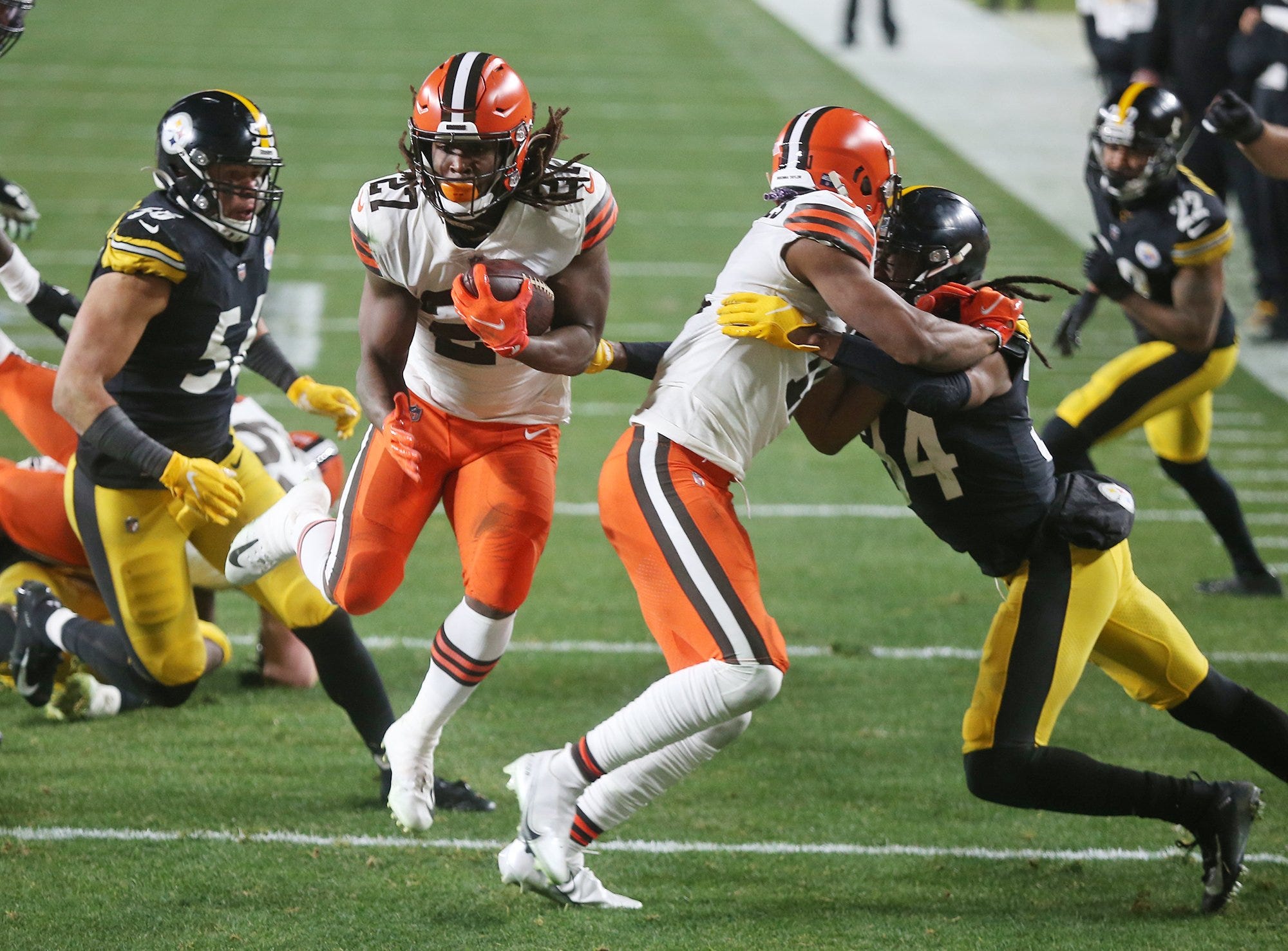 Cleveland Browns Defeat Steelers For First Playoff Win Since 1995