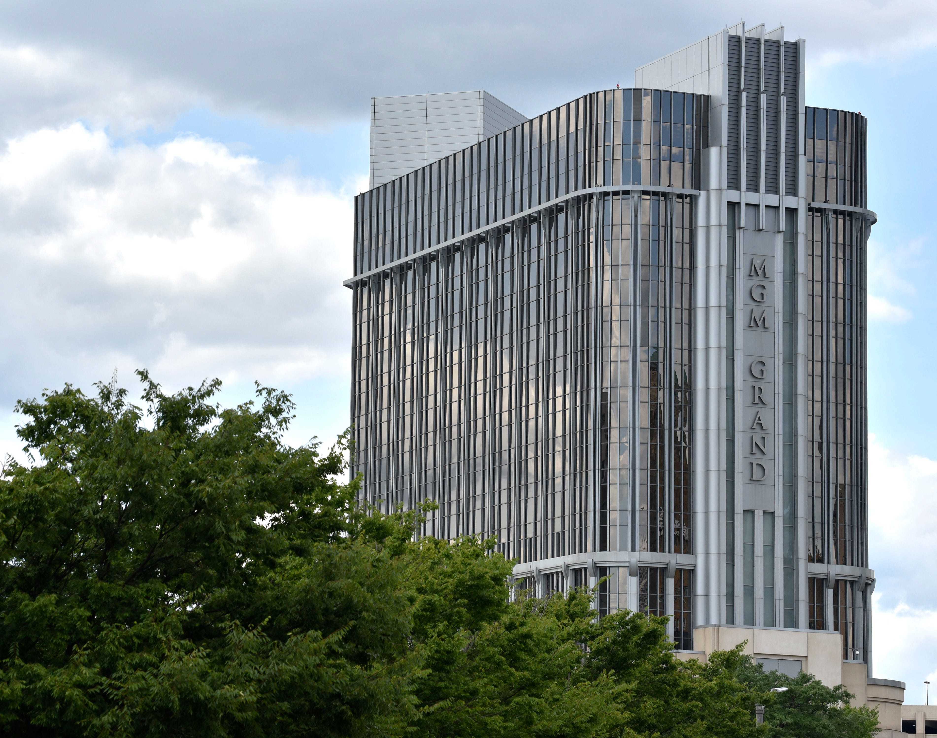 mgm detroit casino reopening