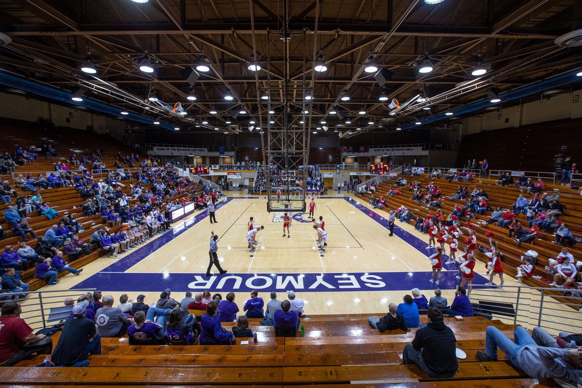 Big Indiana Gyms: Tour 13 of the largest high school gyms in the U.S.