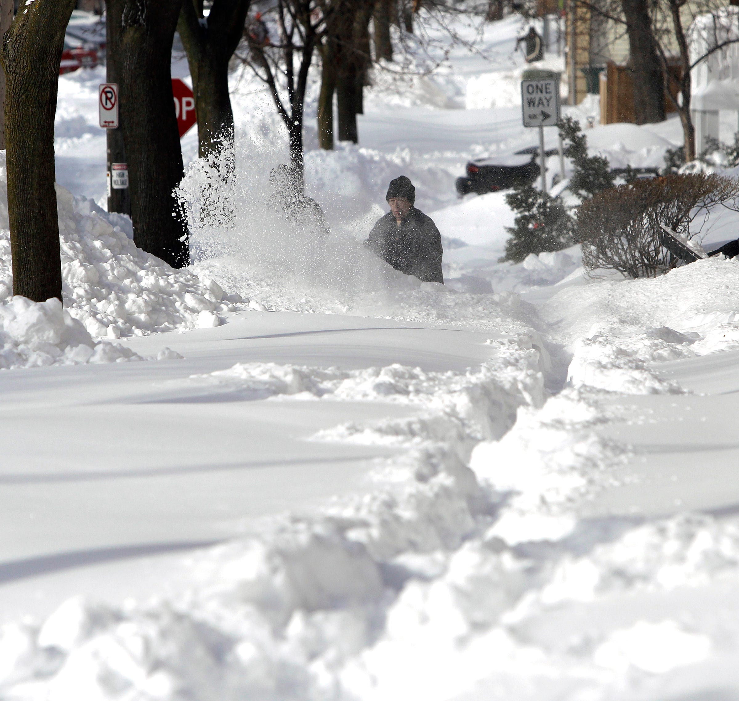 Milwaukee's 2011 Blizzard Shut Down City For Days