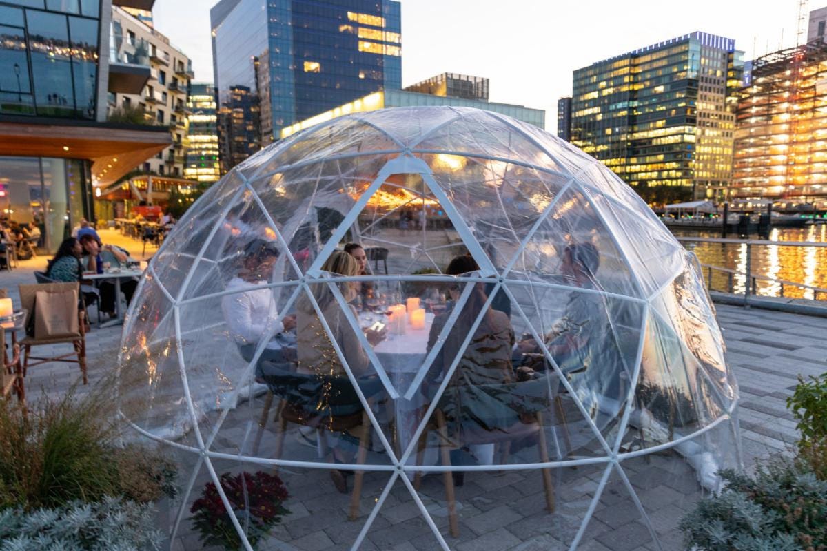 Restaurant Igloos Take On A Romantic Twist For Valentine S Day Weekend