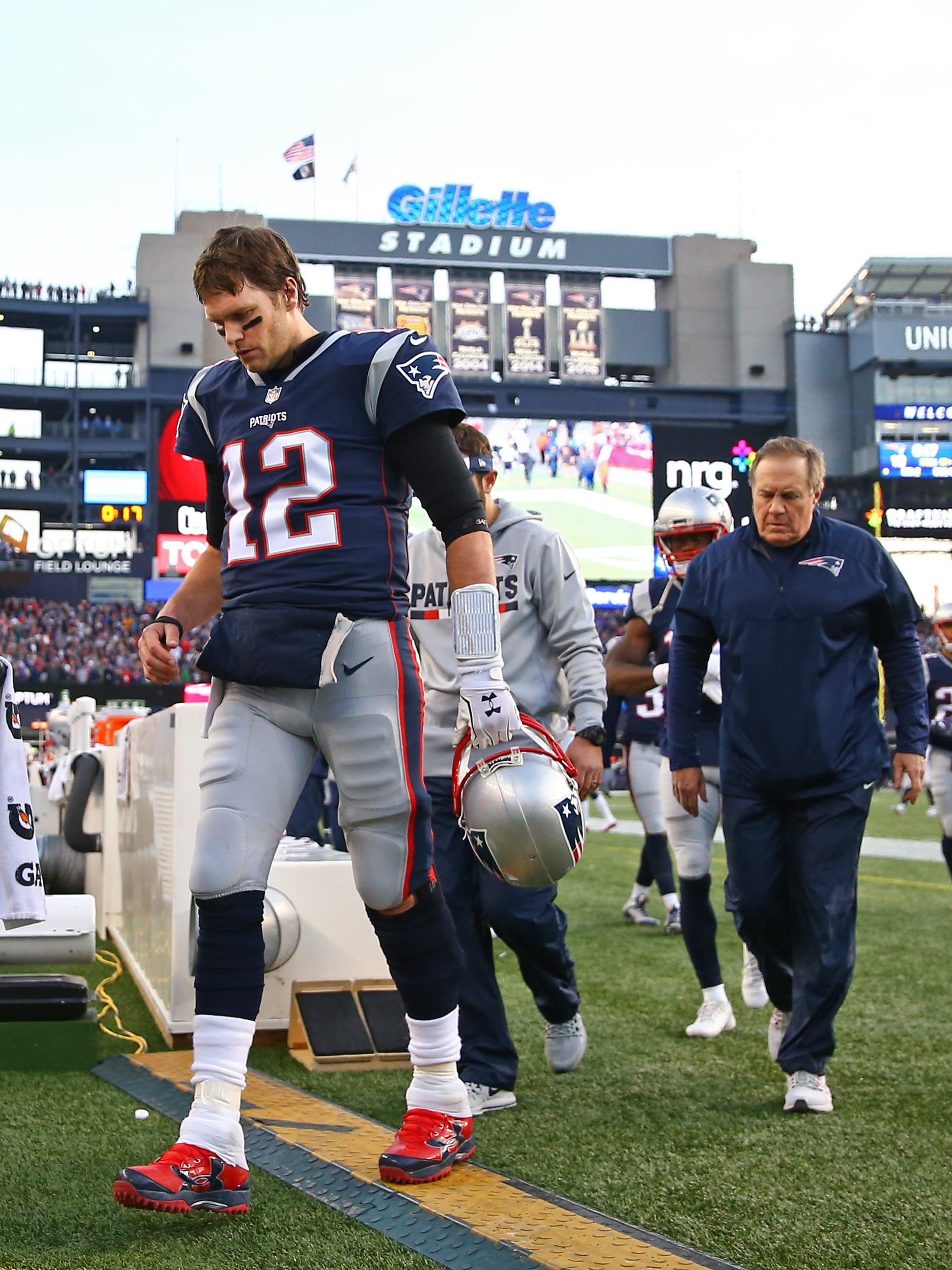 Tom Brady Takes First Round Over Bill Belichick