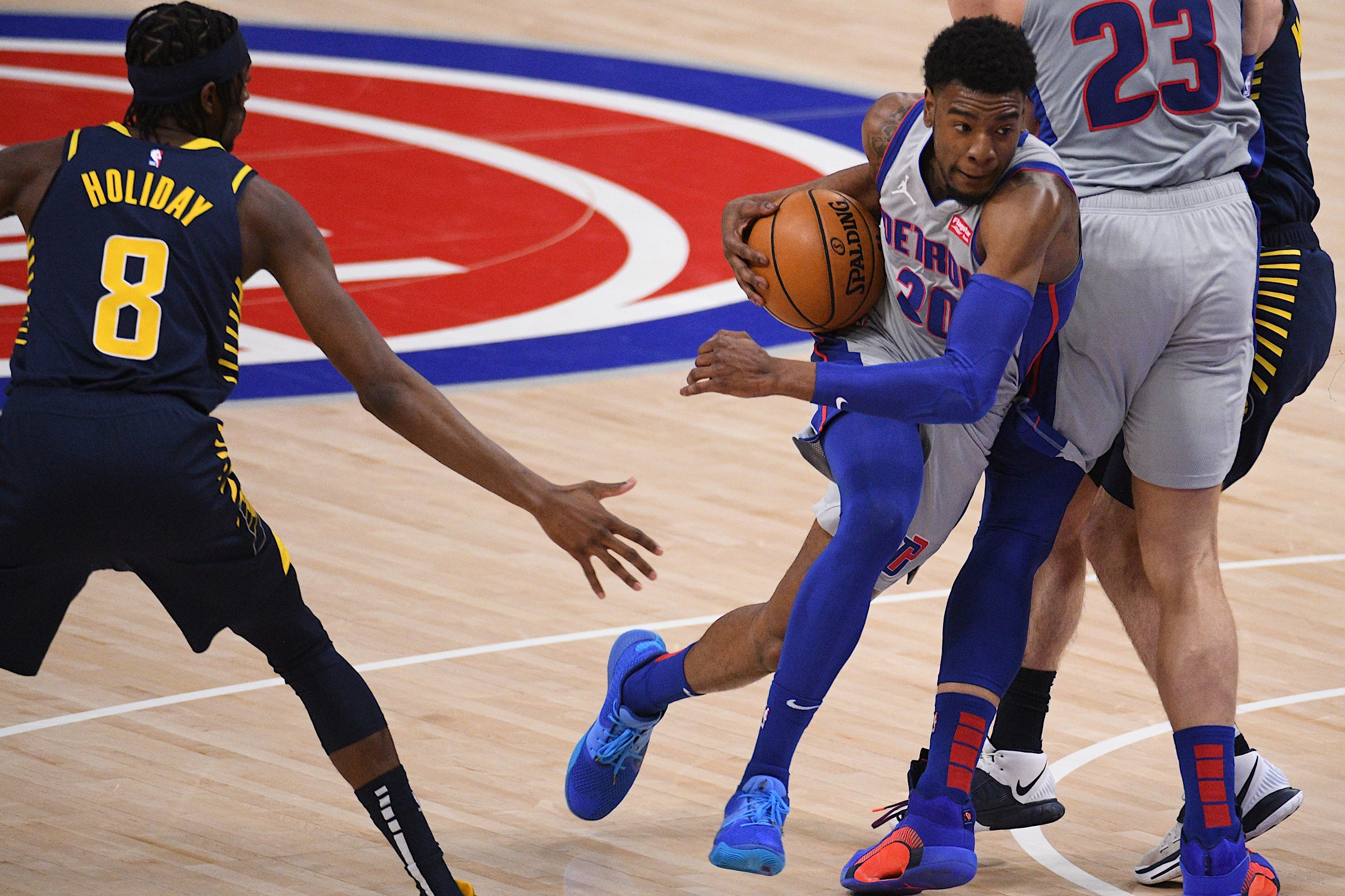 Detroit Pistons' cold night shooting leads to 111-95 loss to Pacers