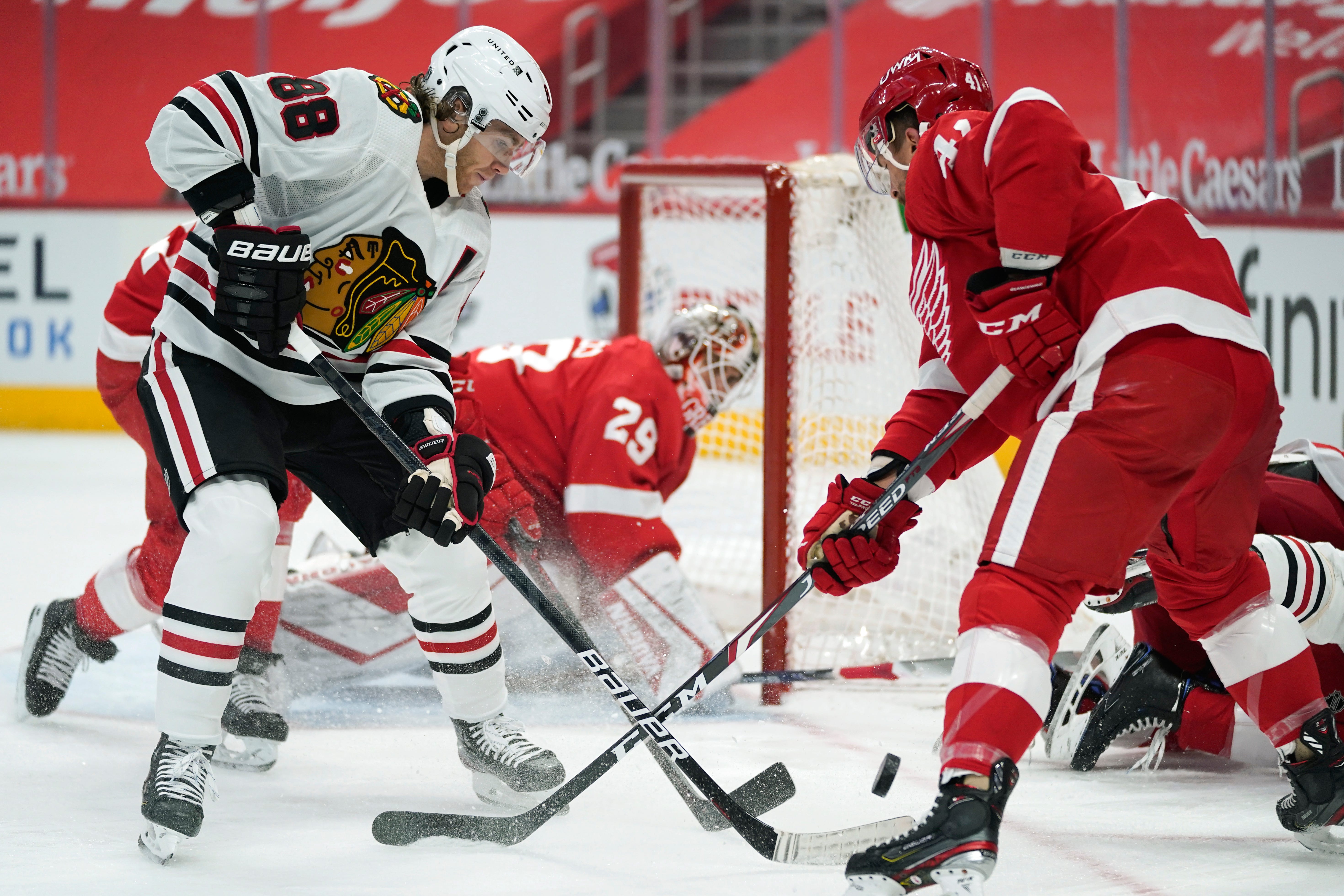 red wings blackhawks game