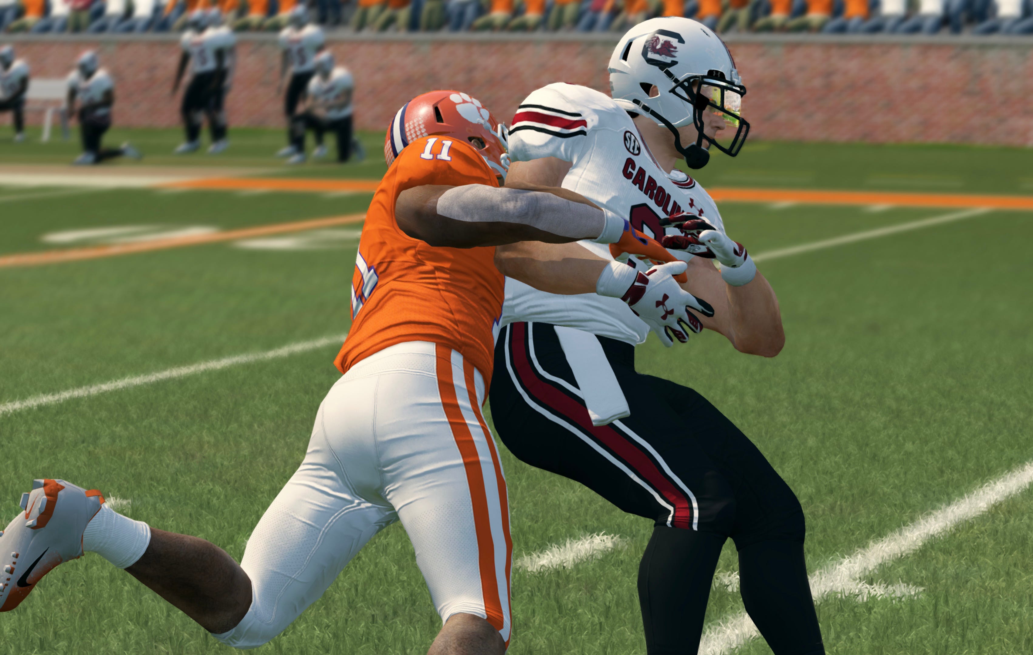 Спортивные игры спорт. NCAA Football 14. NCAA Football команды. Спортивные игры на первом канале. Спортивные игры без одежды.