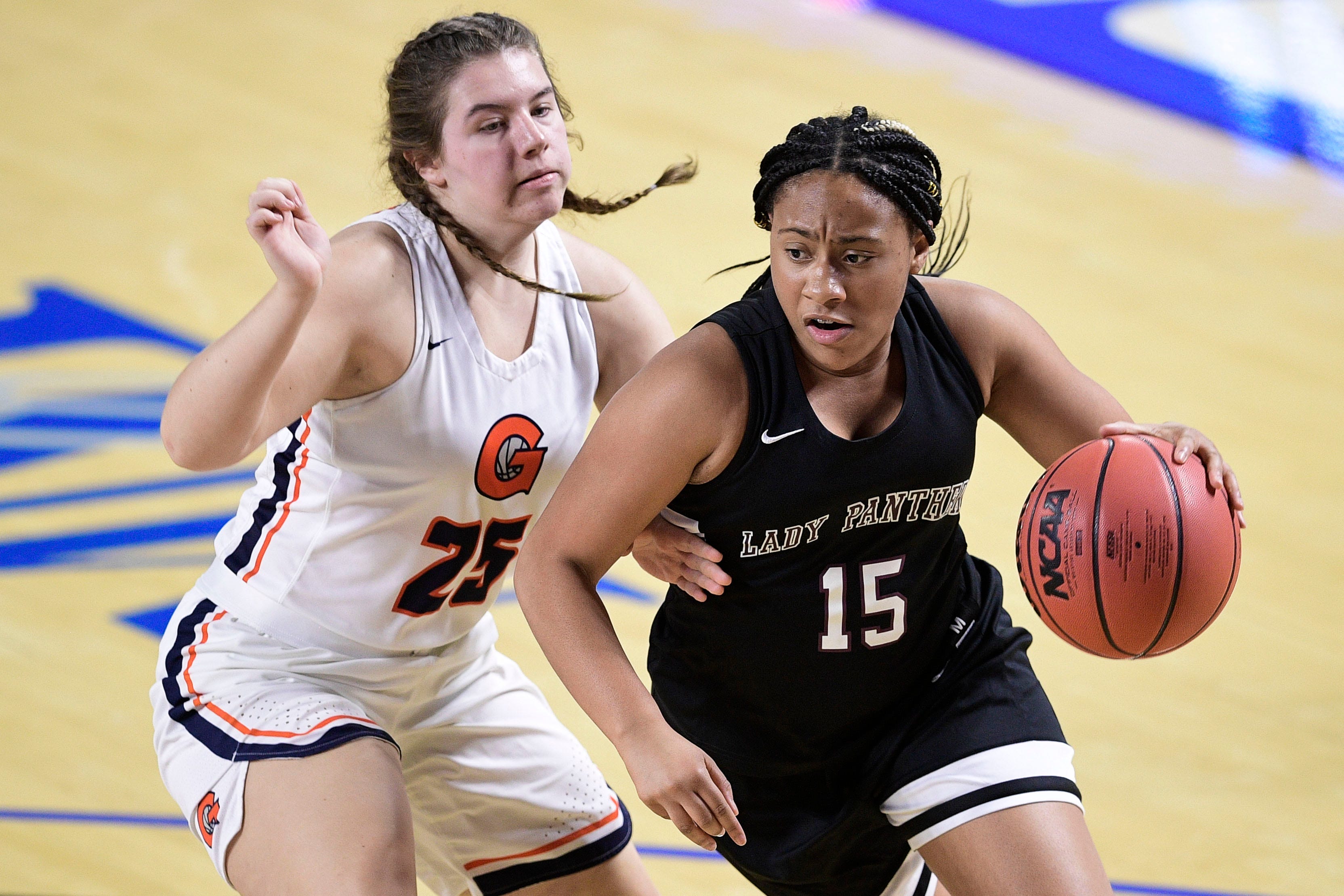 Tssaa Basketball Championships 2024 - Corri Doralin