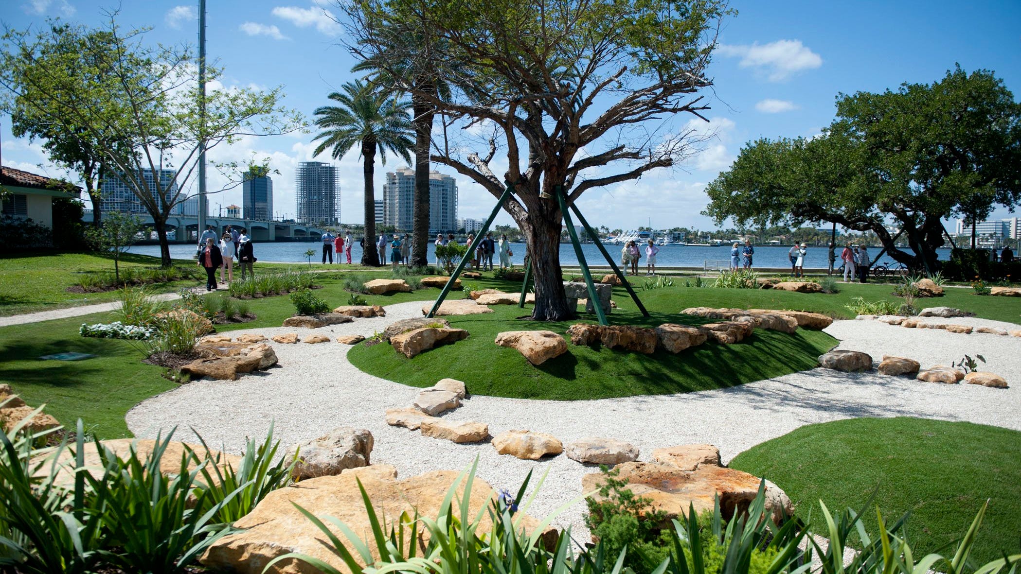 New Tidal Garden in Palm Beach built to redirect rising waters from