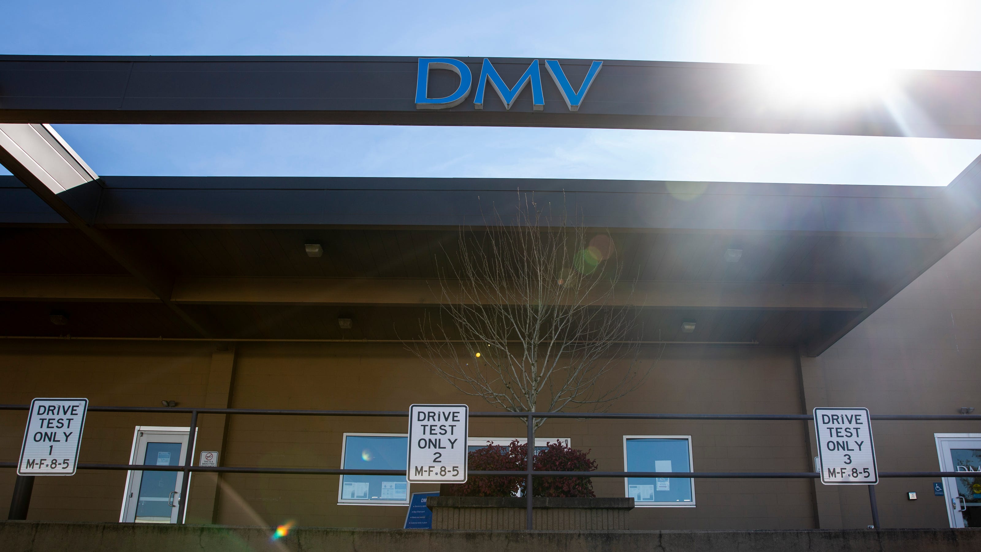 Oregon DMV adds more services available online, inperson