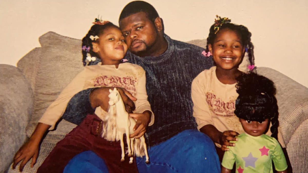 N'Dea and Jasmine Walls with their father, Corey Walls. Corey Walls died from COVID-19 on Jan. 9, two-and-a-half weeks shy of his 51st birthday, at Memorial Medical Center.