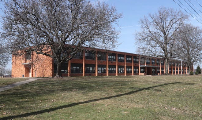 Cuyahoga Falls school building project taking multiple steps this year