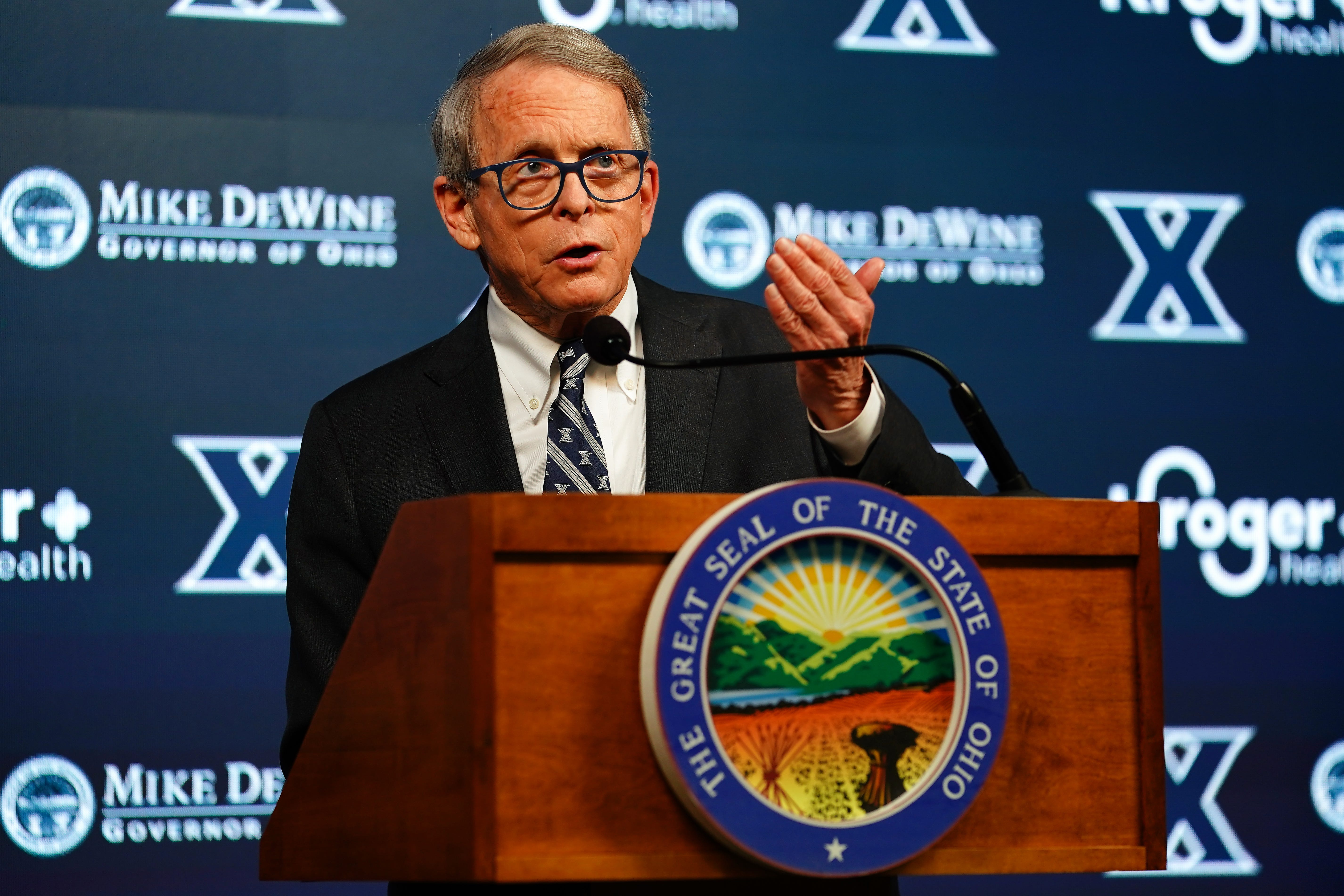 Ohio Gov. Mike DeWine Resumes Use Of Johnson And Johnson COVID-19 Vaccine