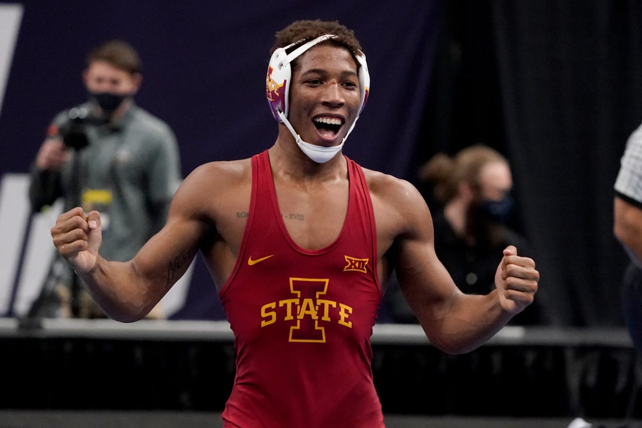 NCAA Wrestling Iowa State's David Carr wins national title at 157 pounds