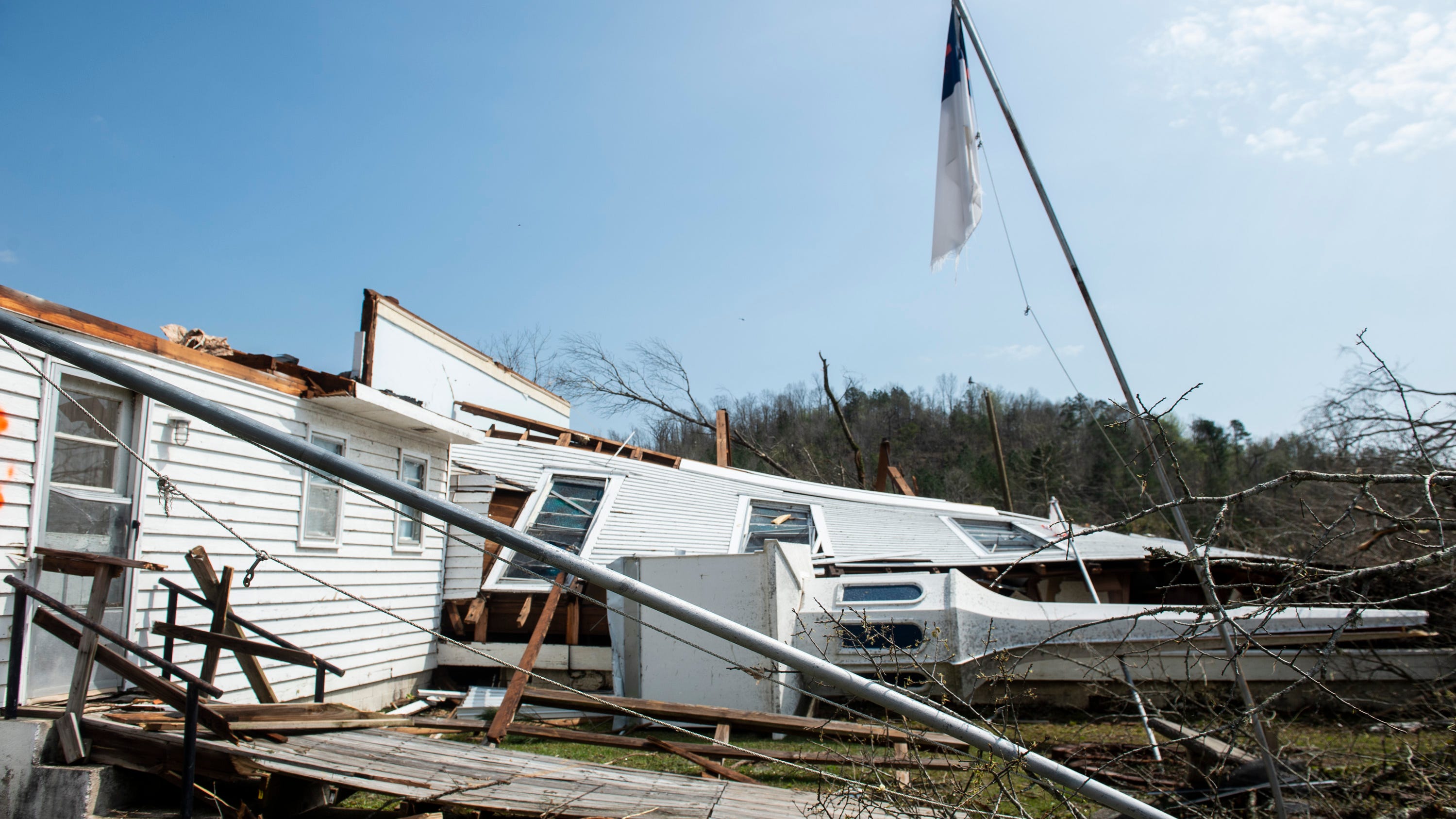 Why so few storm shelters in Tornado Alley hotspot? - BBC News