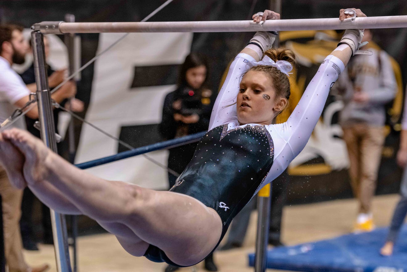 Sienna Schreiber leads Mizzou gymnastics into regional NCAA meet