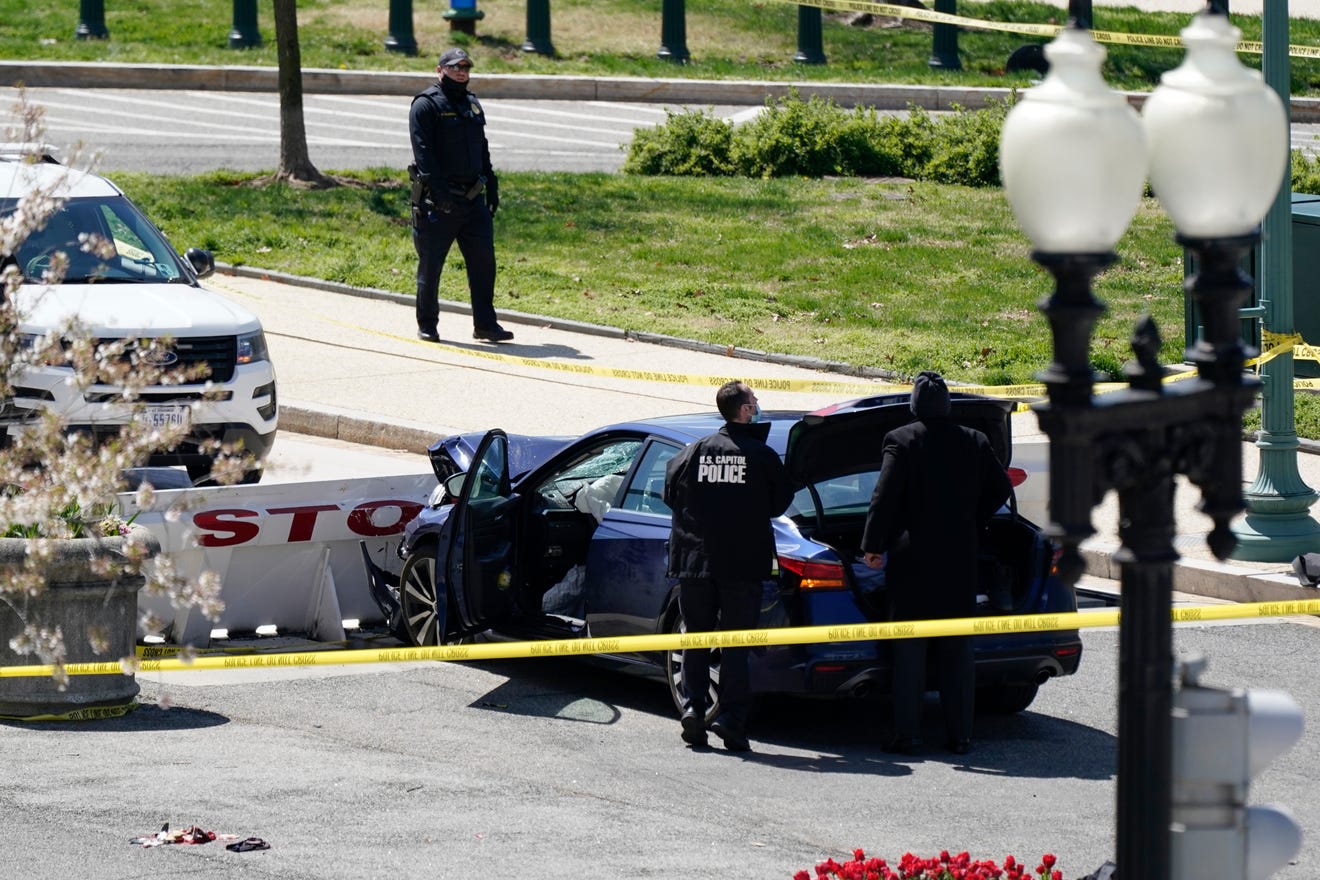 Capitol attack Capitol Police officer killed after man rams barrier