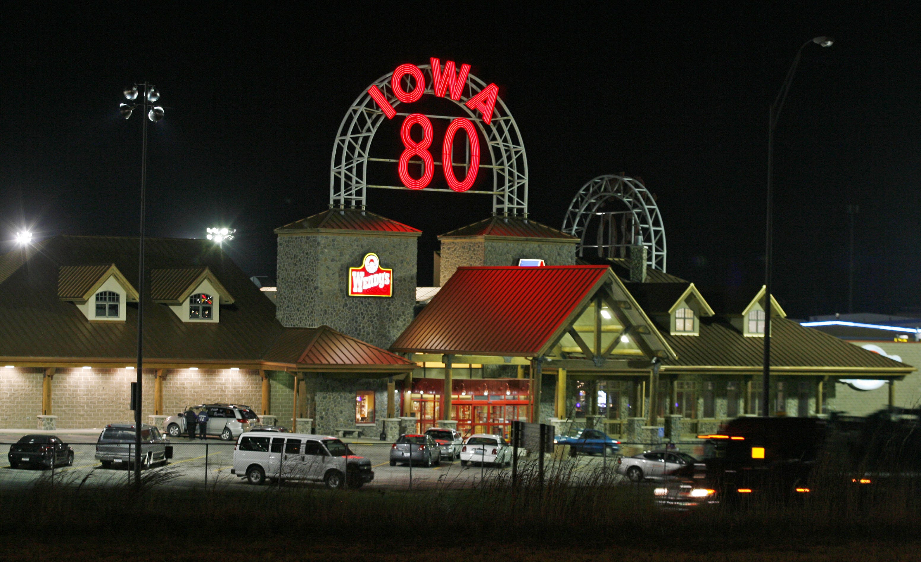 Photos Iowa 80 Truckstop World S Largest Truck Stop On Interstate 80   9d46e48e 3c47 4737 Ba16 5458dfa83f67 M1130Iowa80Truckstop4hm 