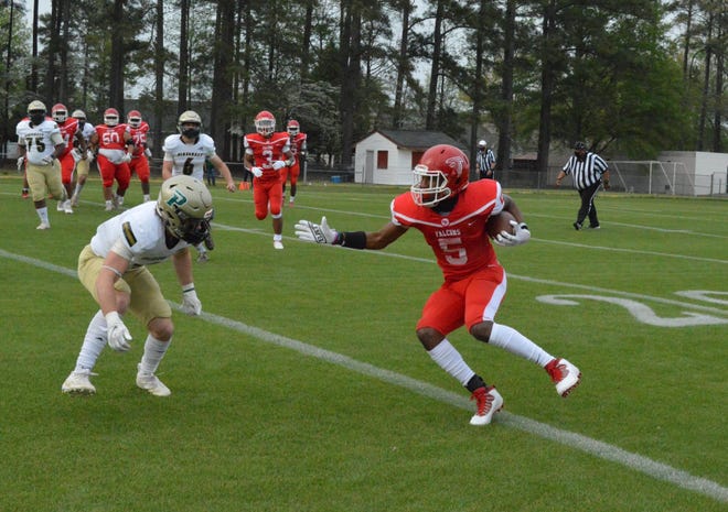 Seventy-First football looks to fall after loss in 2021 season finale