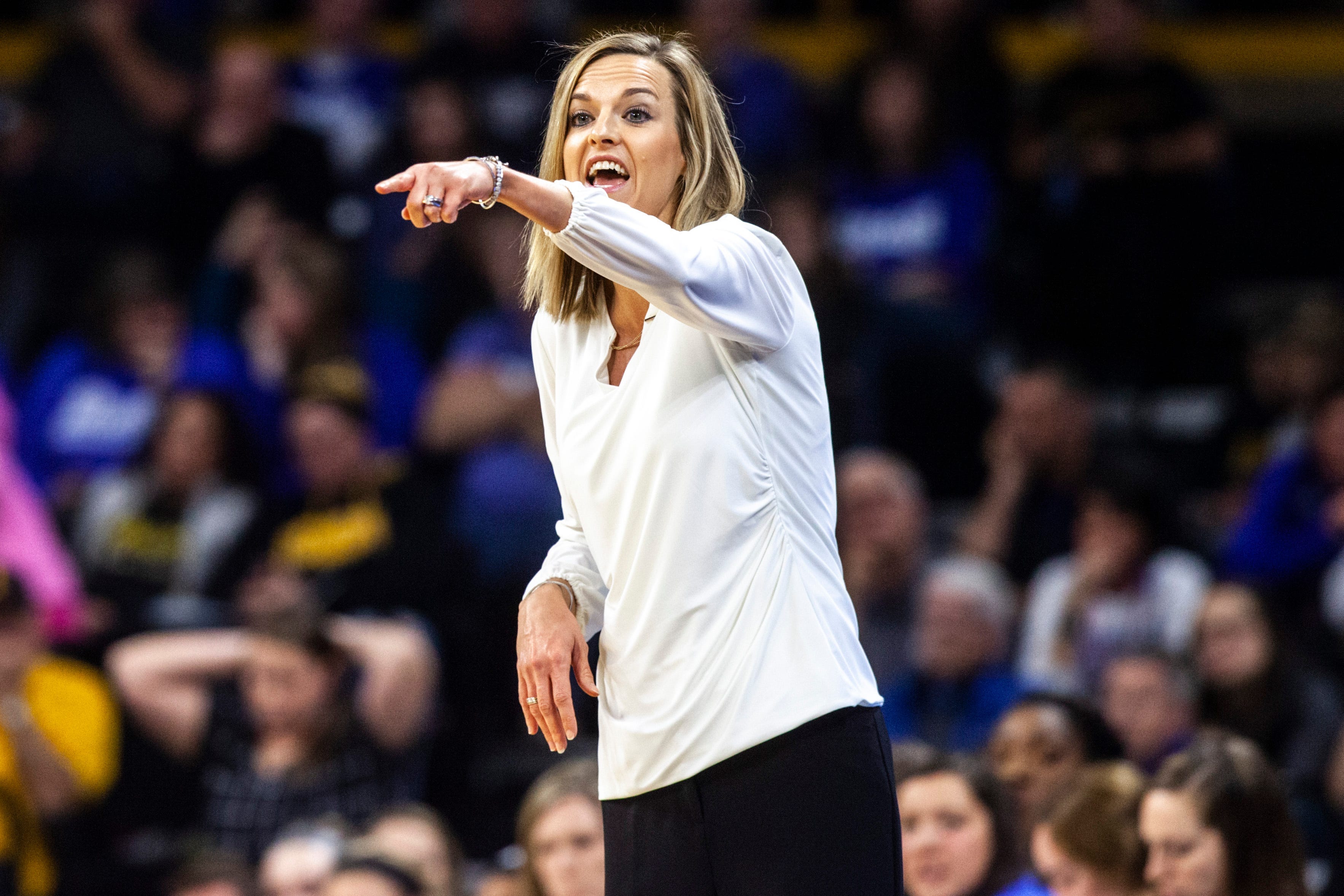 Drake Bulldogs' Jennie Baranczyk named new OU women's basketball coach
