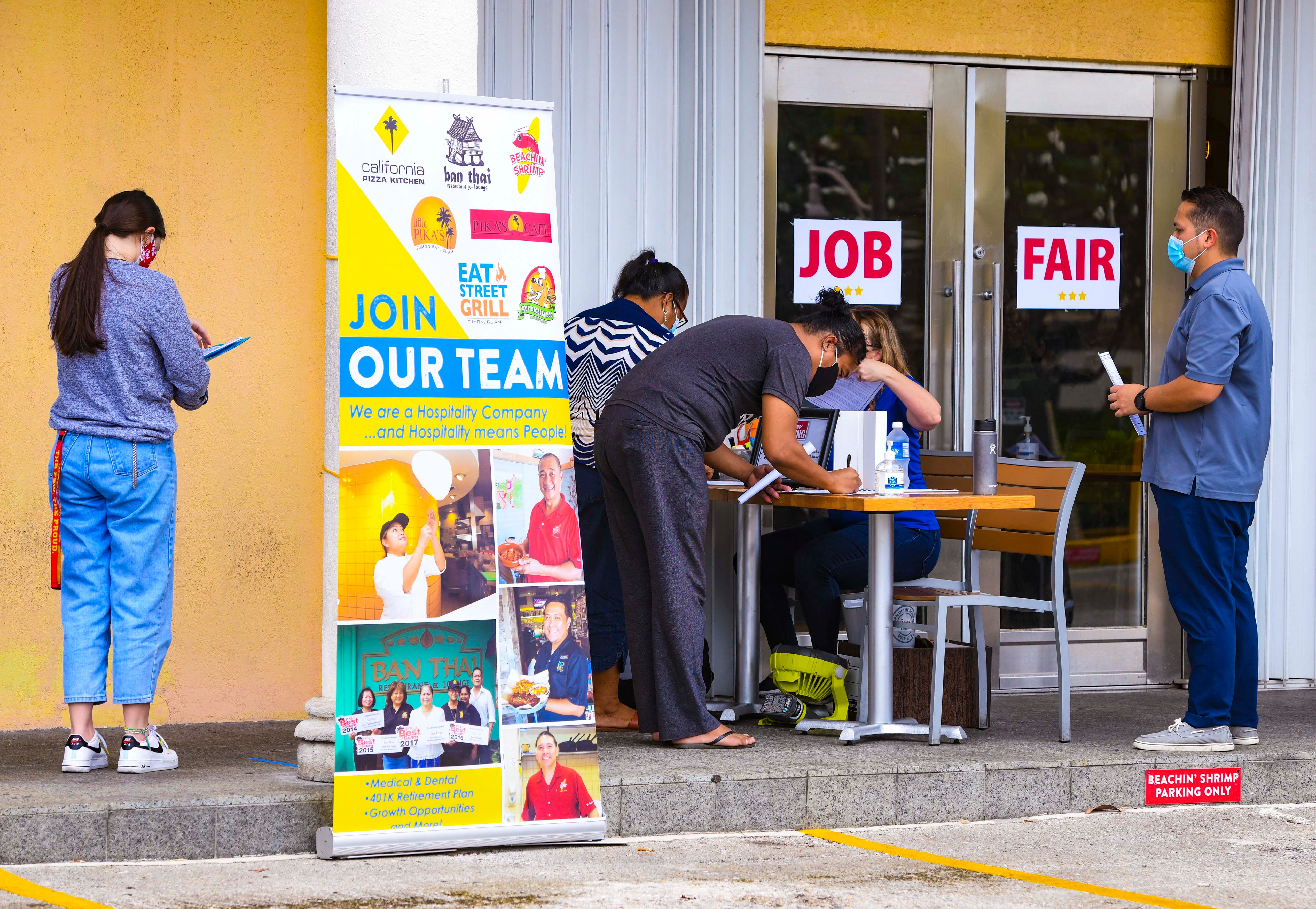 California Pizza Kitchen Holding Job Fair For New Location