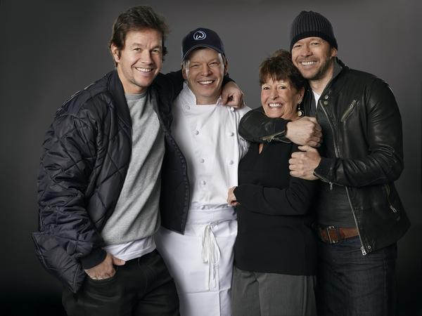 mark wahlberg mom