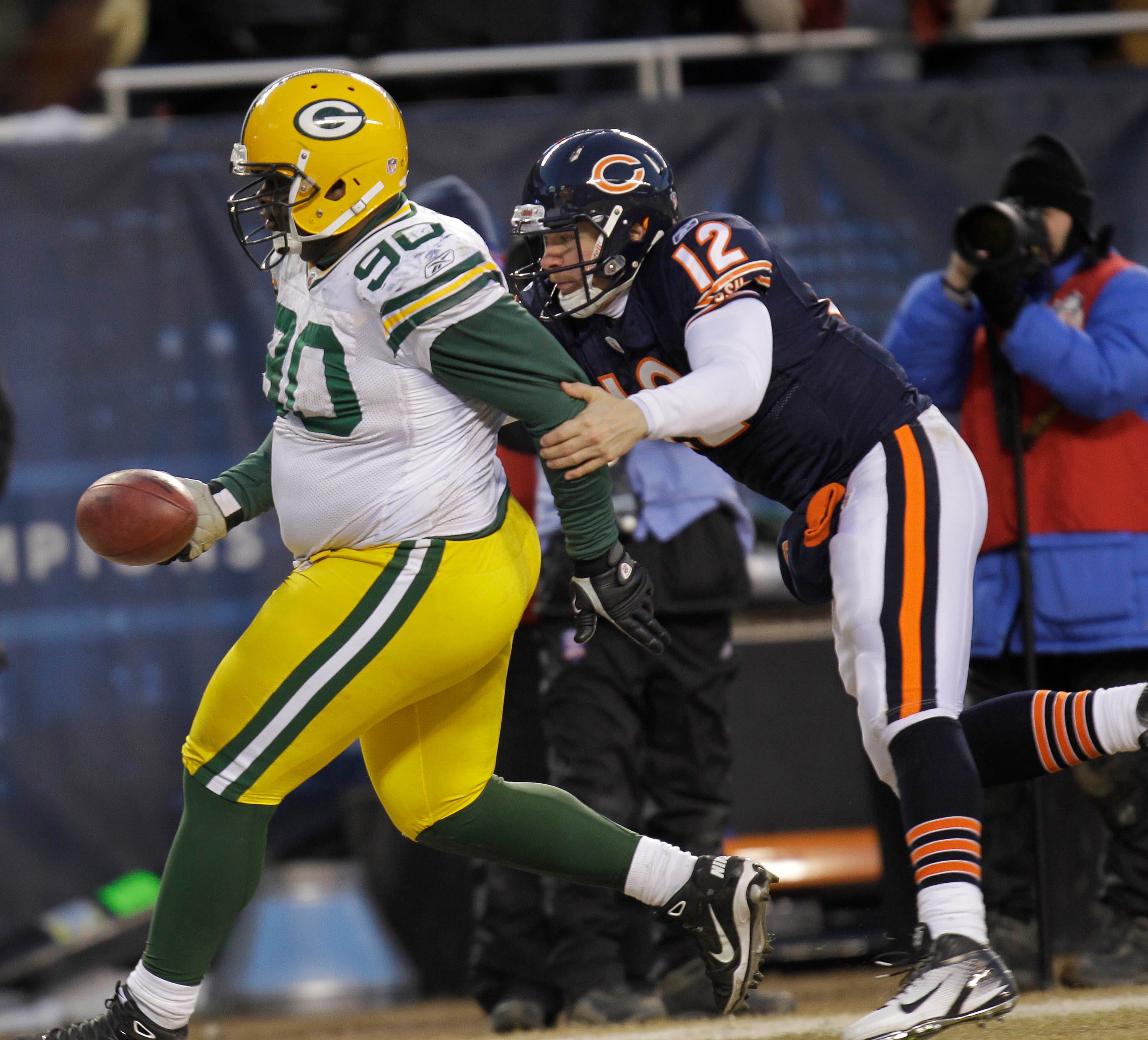 Bears Used 35 Starting Quarterbacks In Packers' Favre/Rodgers Era