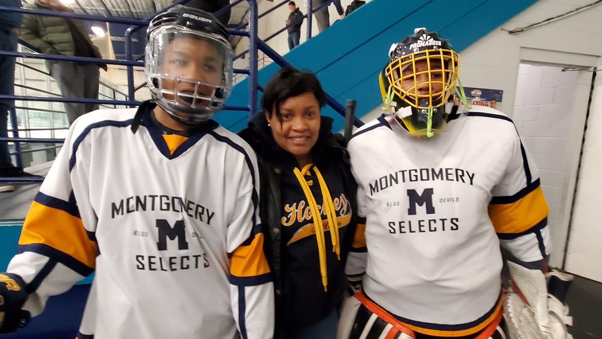 All-Black hockey team hopes to advance sport in African American community