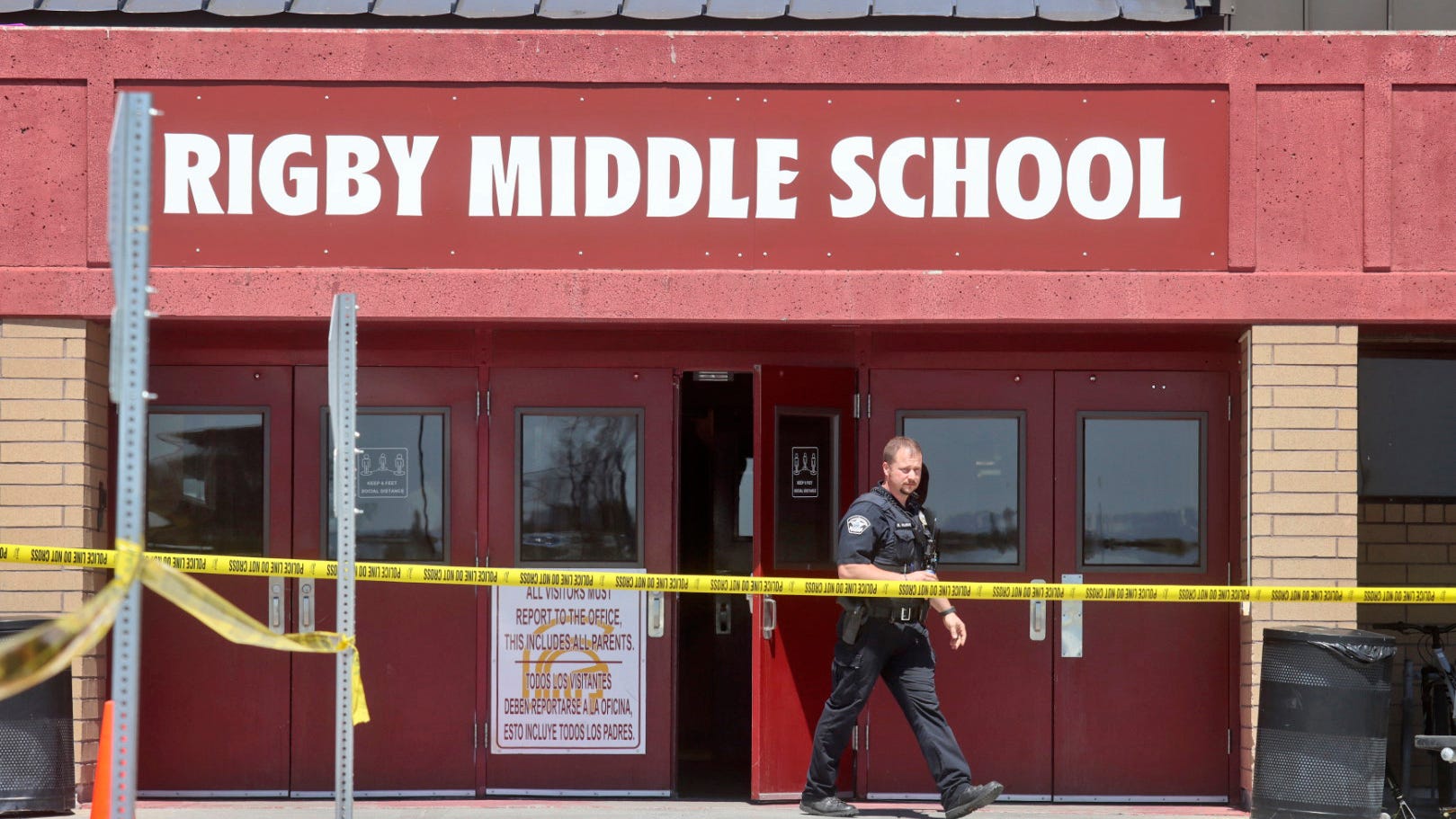 Rigby Middle School shooting in Idaho 3 injured; student in custody