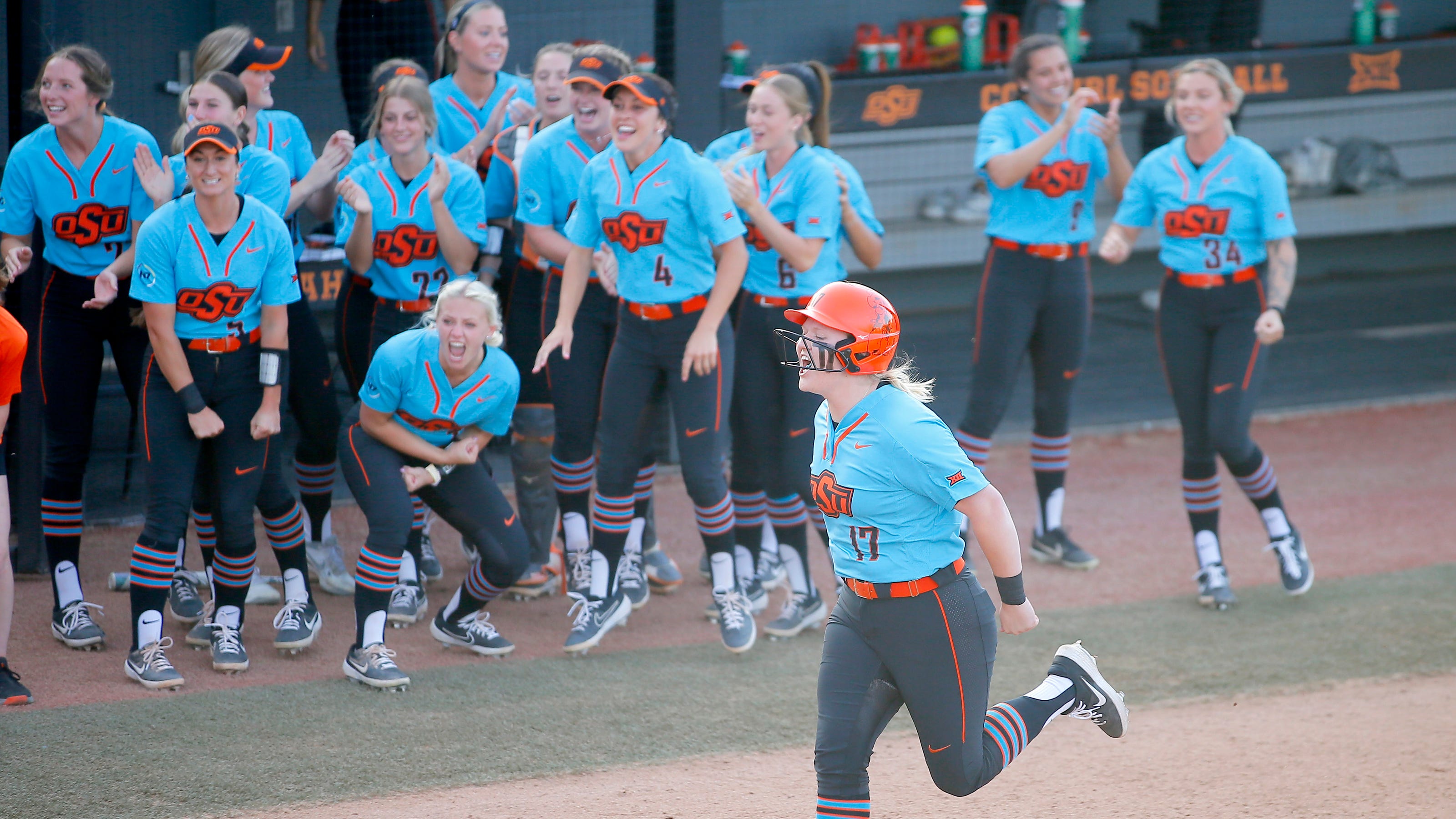 Oklahoma State Softball Hayley Busby Settled In As Cowgirls 4 Hitter
