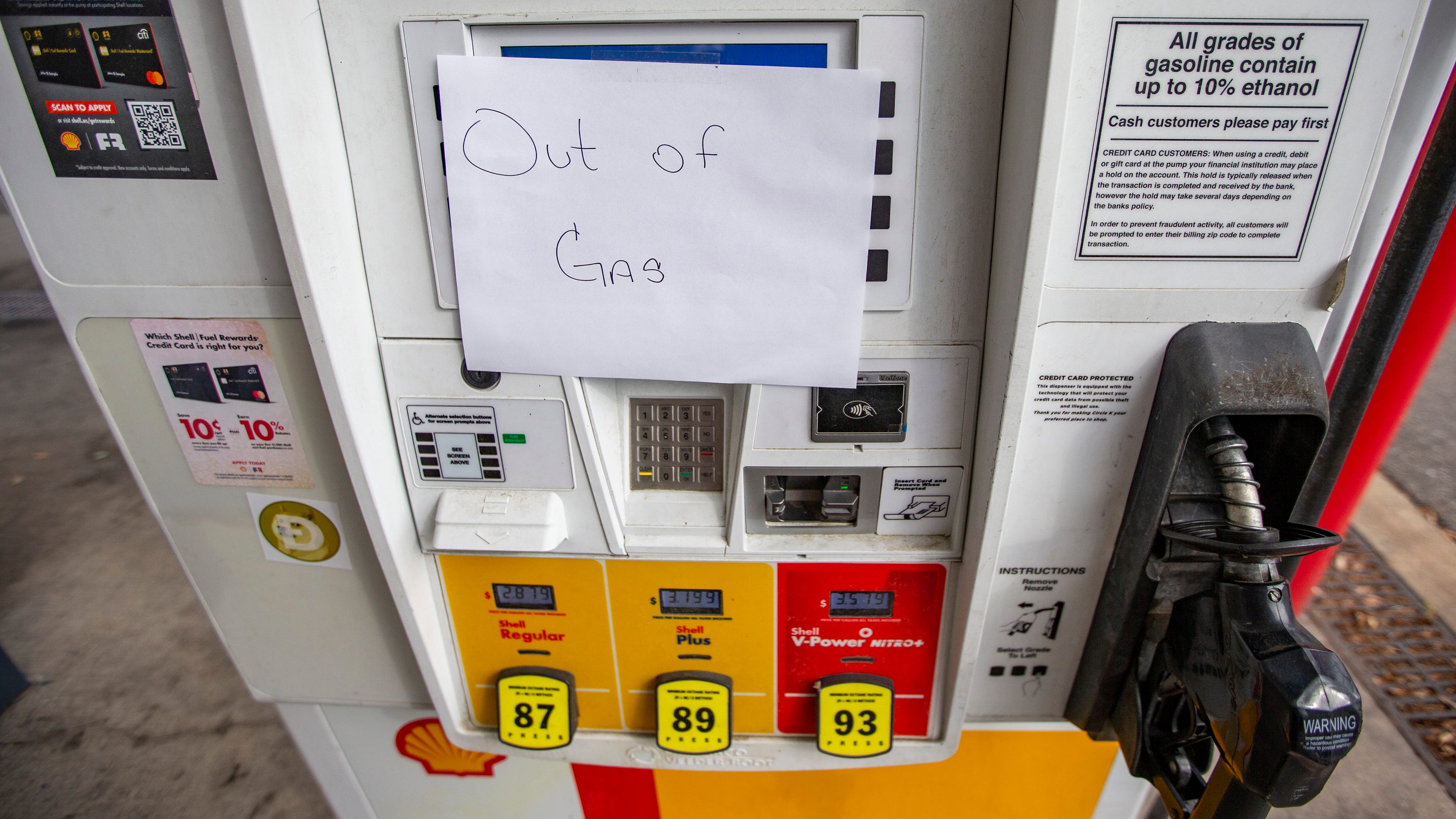 Federal government reacts to Florida gas shortages, DeSantis accusation