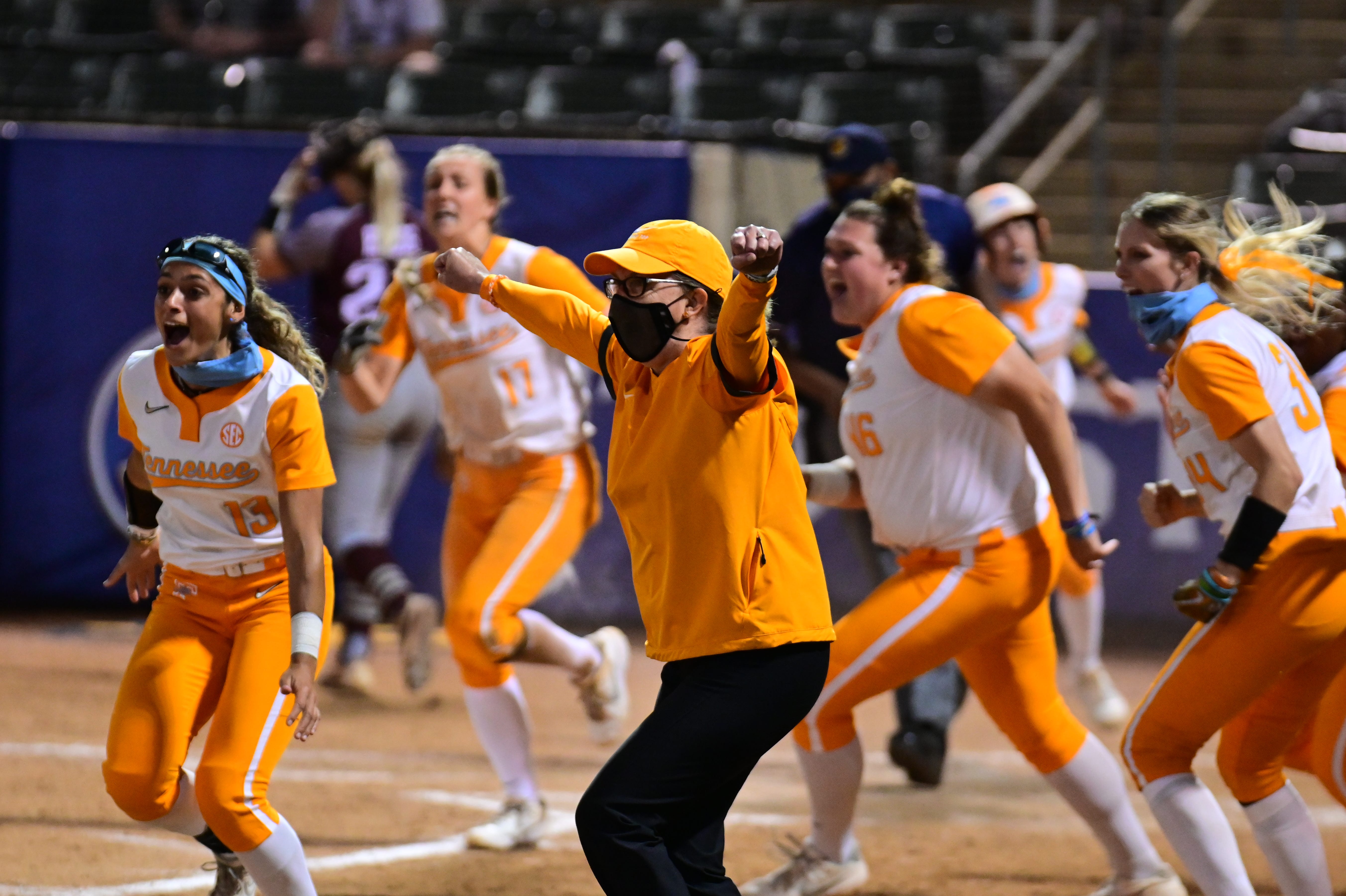 Tennessee Softball: What To Know About Lady Vols Pitcher Ashley Rogers